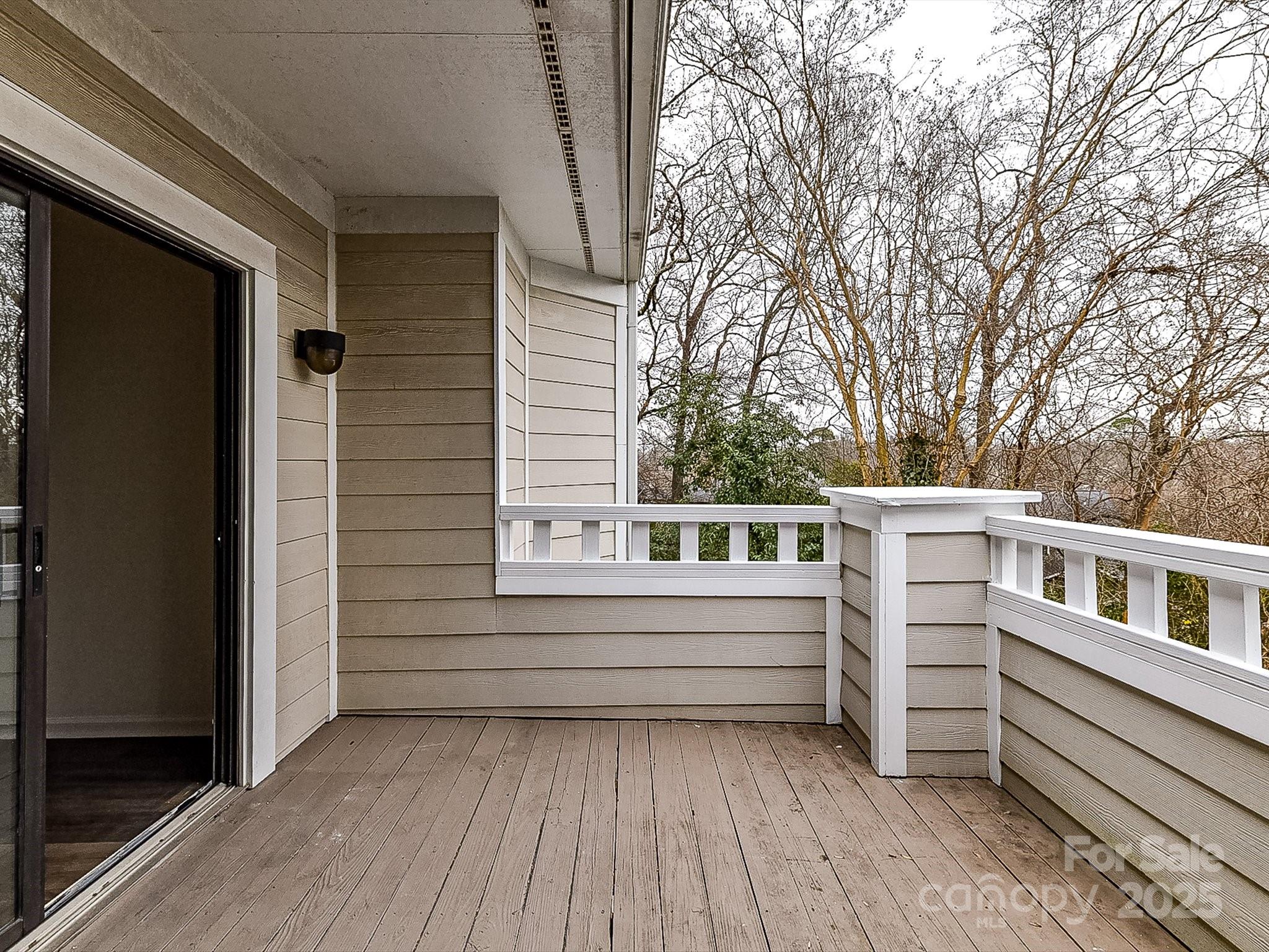 2715 Selwyn Avenue Unit: 42