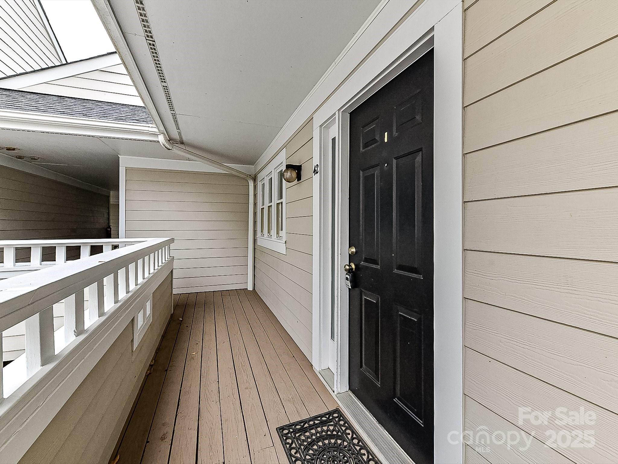 2715 Selwyn Avenue Unit: 42