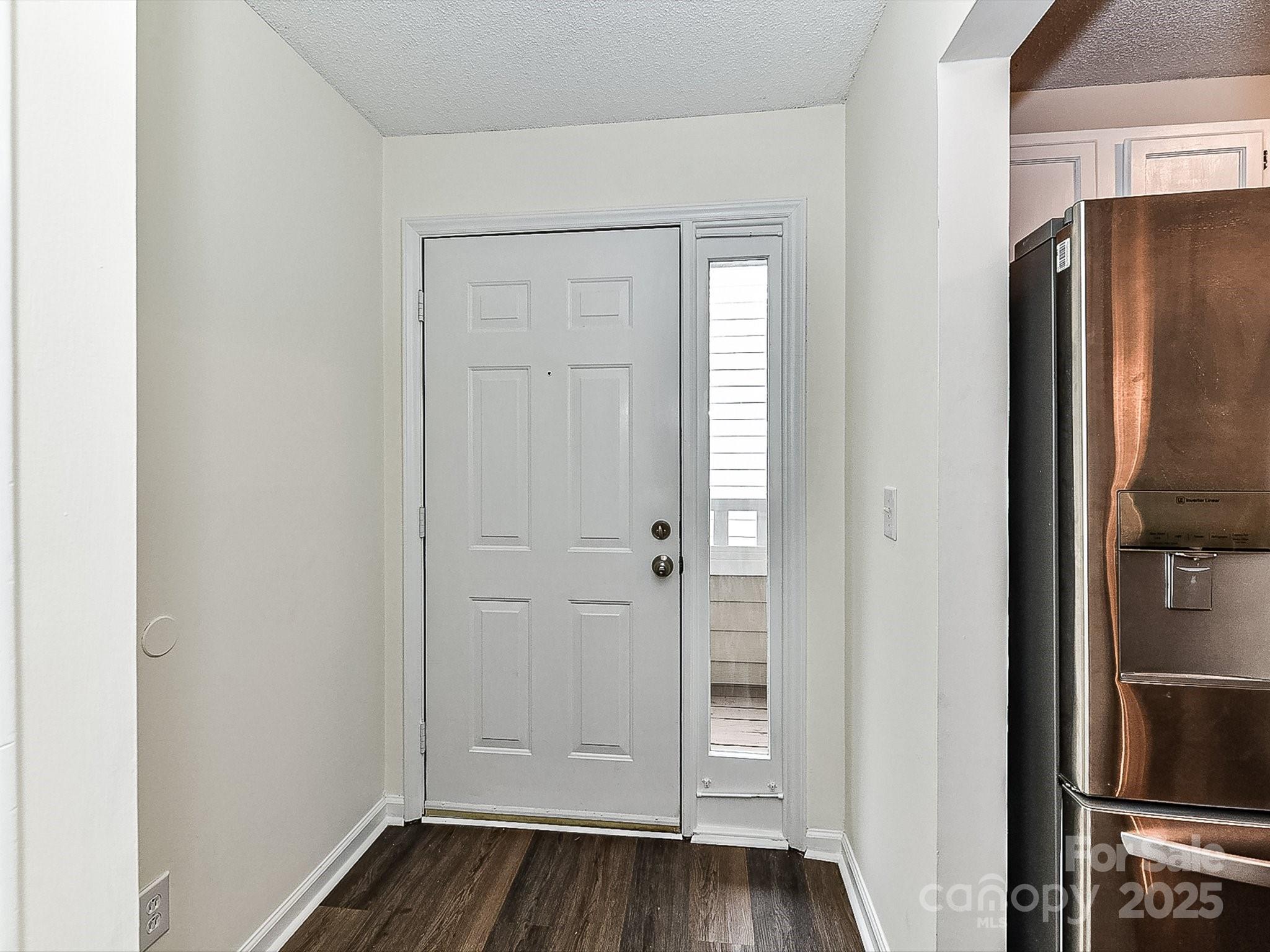 2715 Selwyn Avenue Unit: 42