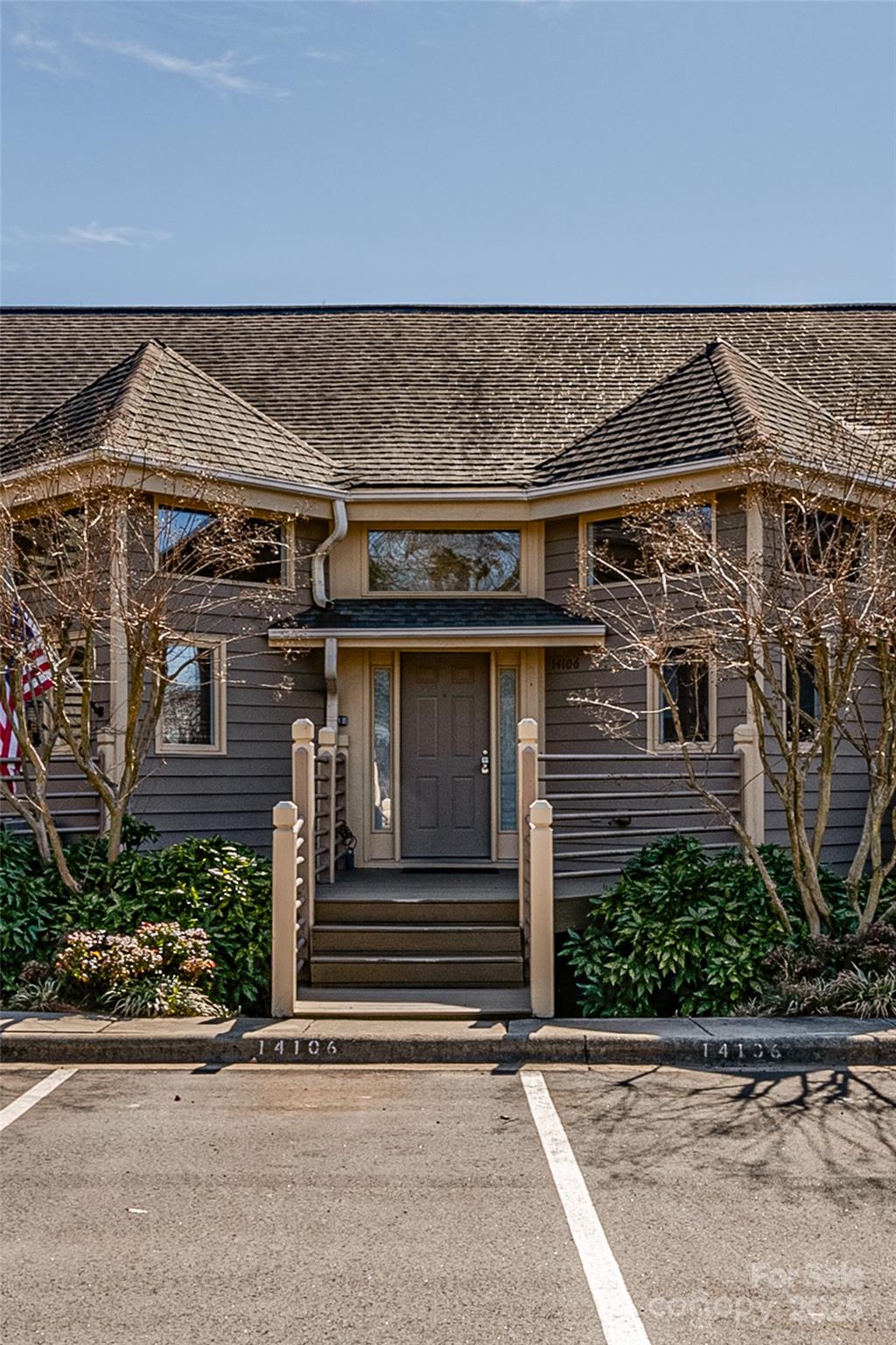 14106 Yachtsman Harbor Drive