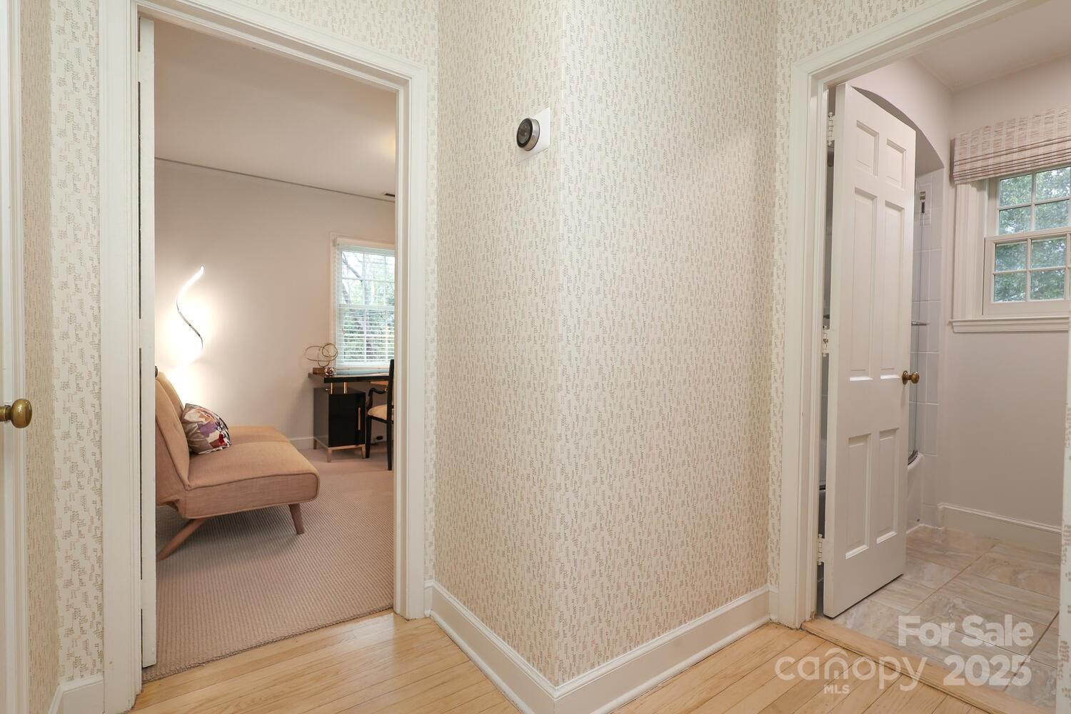 930 Ardsley Road