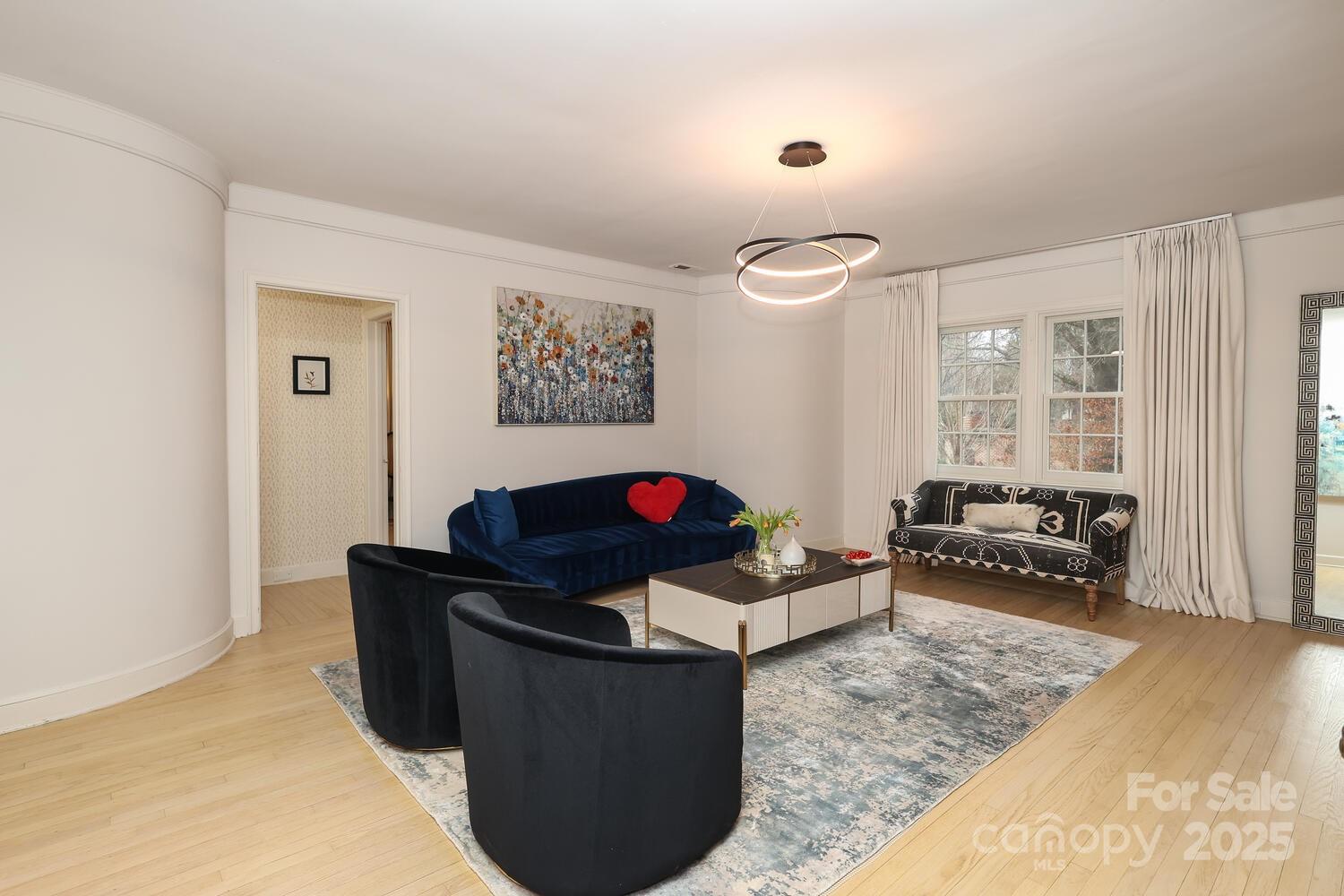 930 Ardsley Road