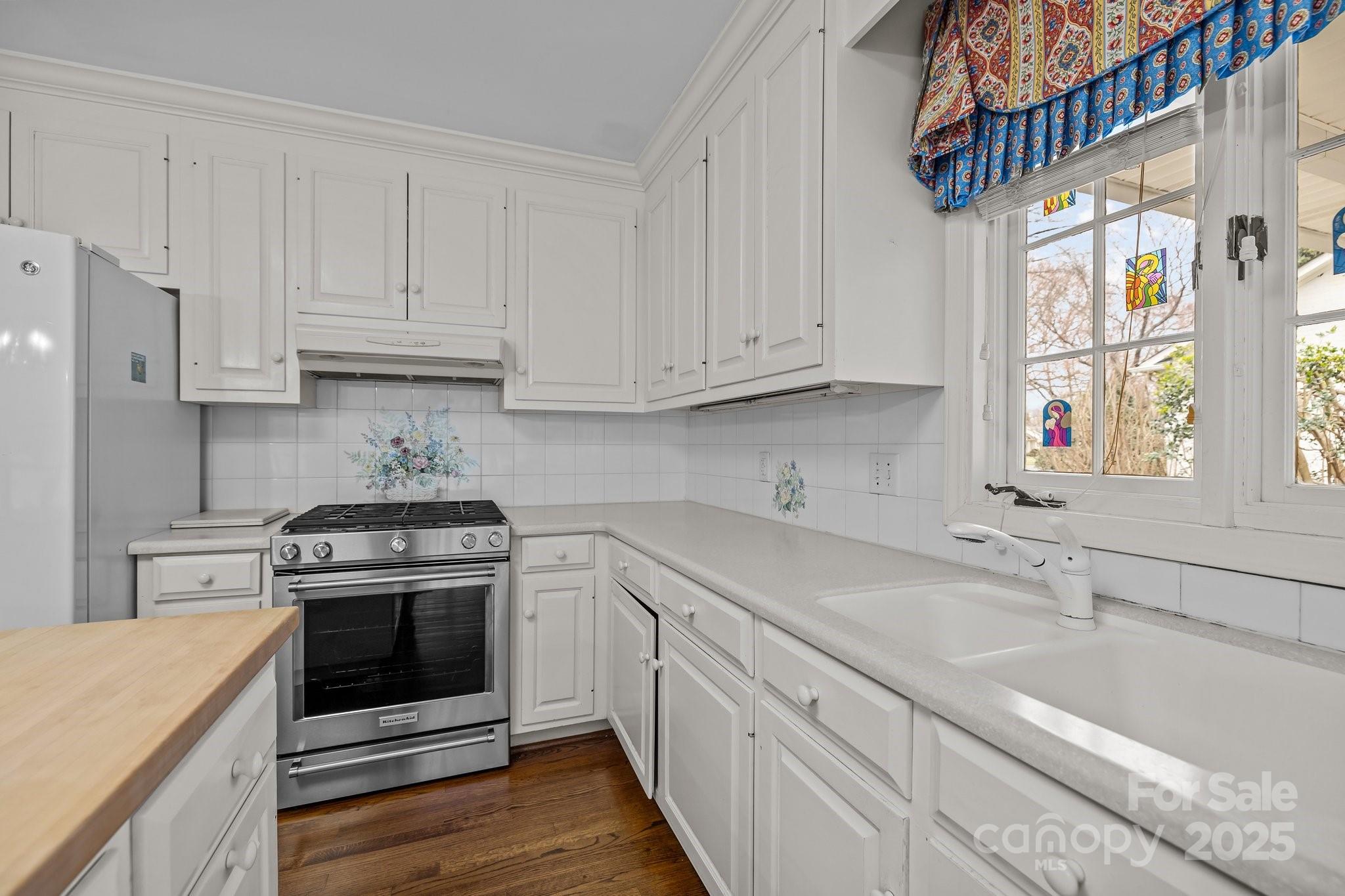 3107 Cloverfield Road