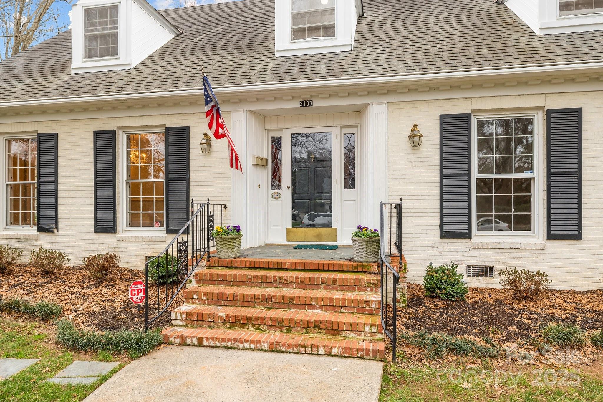 3107 Cloverfield Road