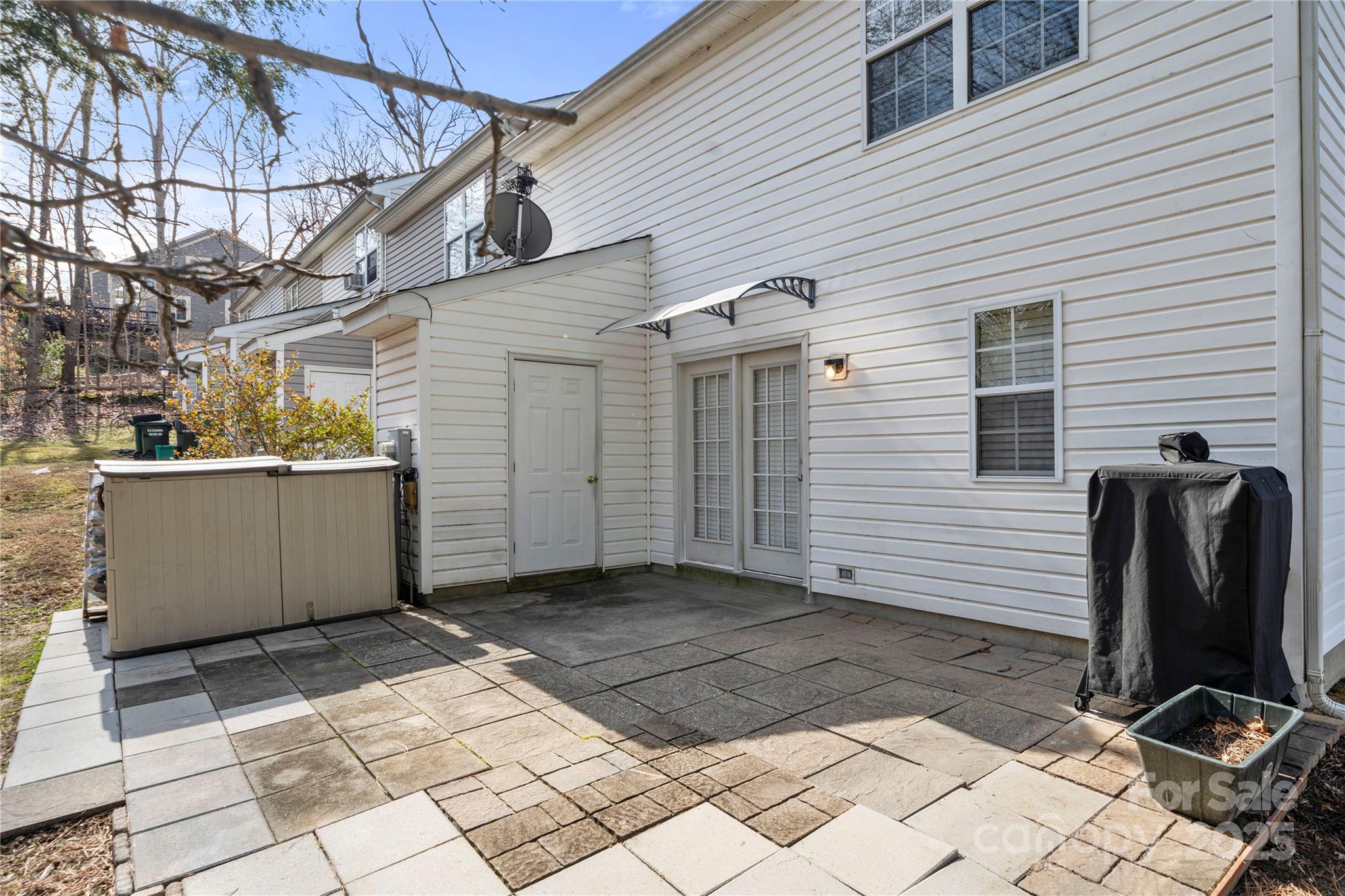 736 Mountainwater Drive