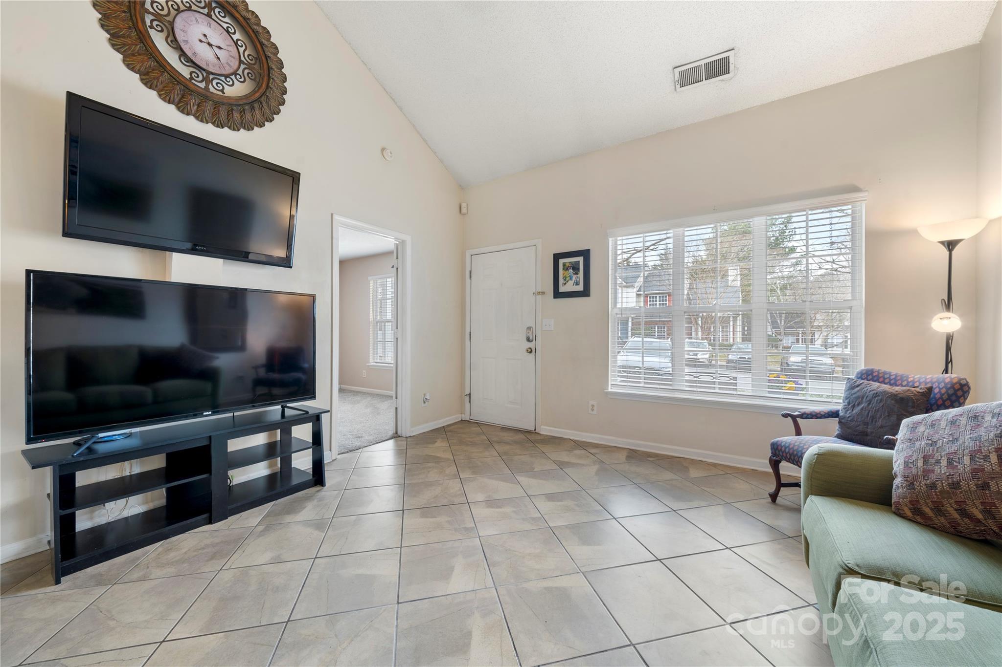 736 Mountainwater Drive