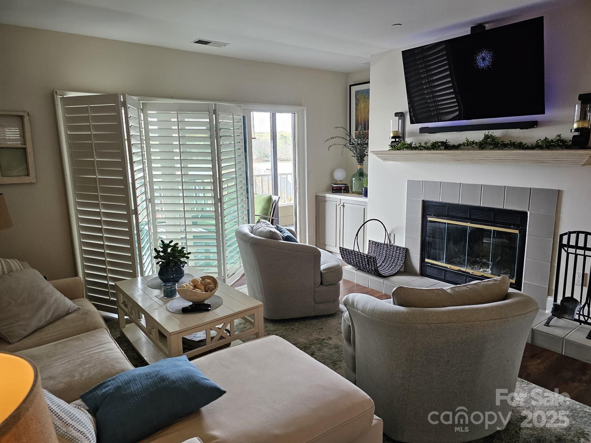 9709 Emerald Point Drive Unit: 2