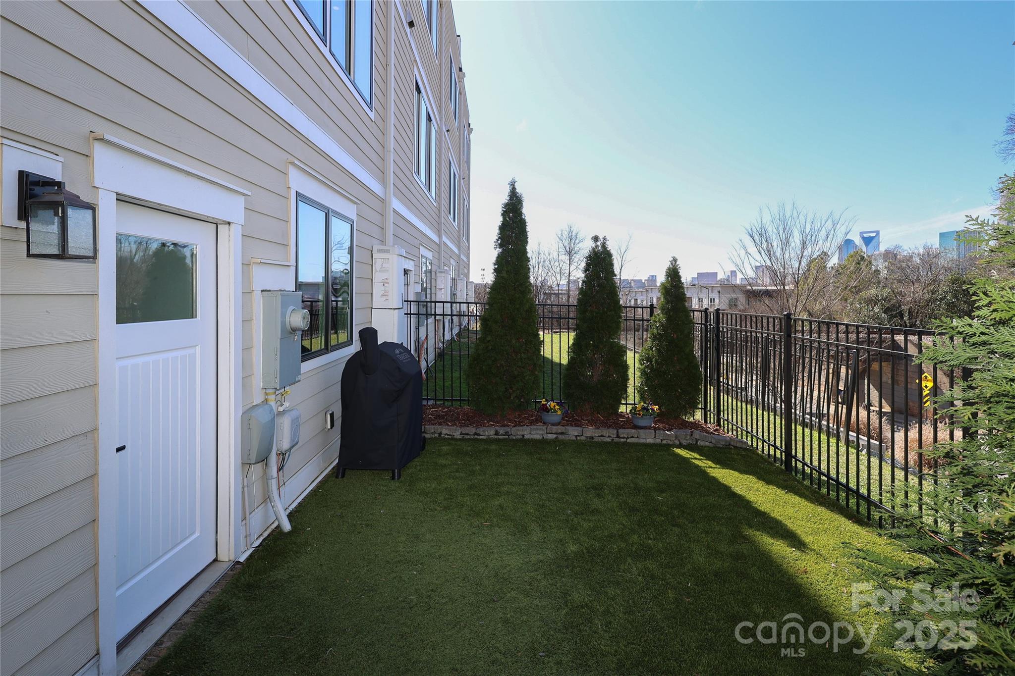 932 Cityscape Drive