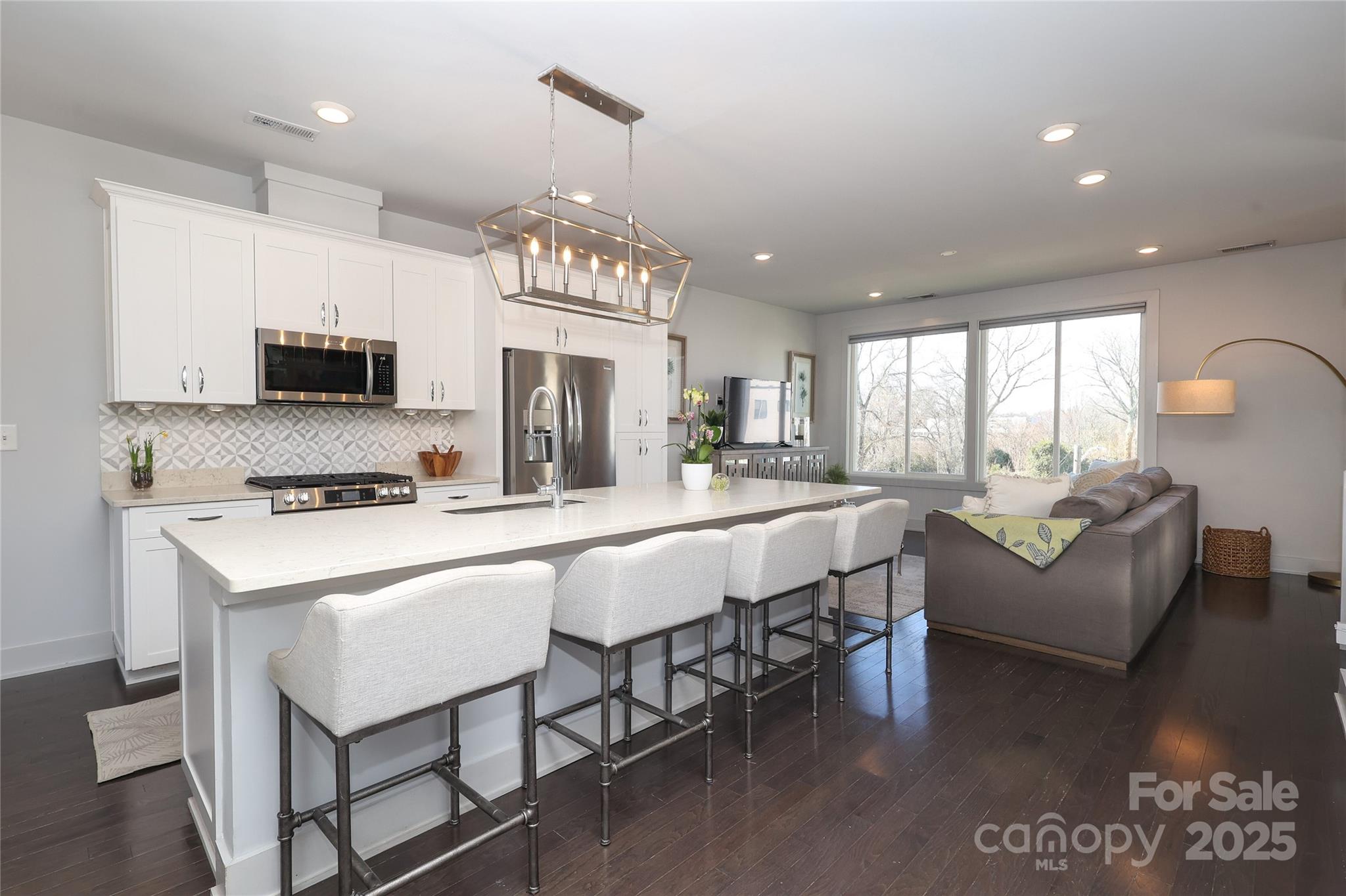 932 Cityscape Drive