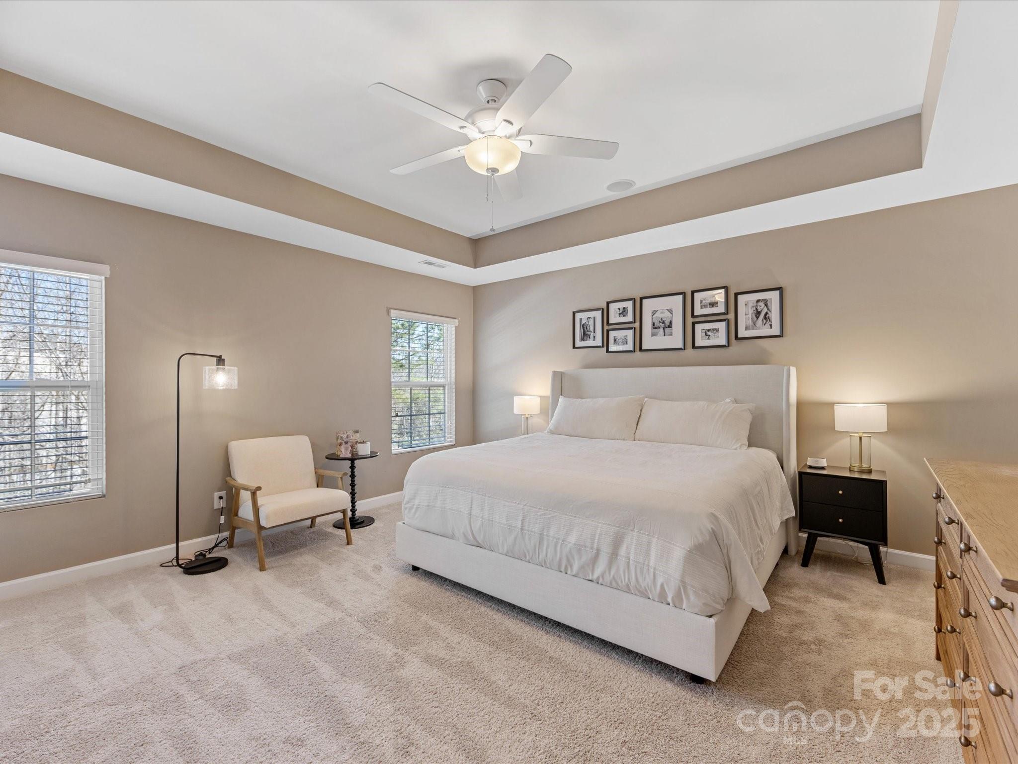 953 Vogel Way