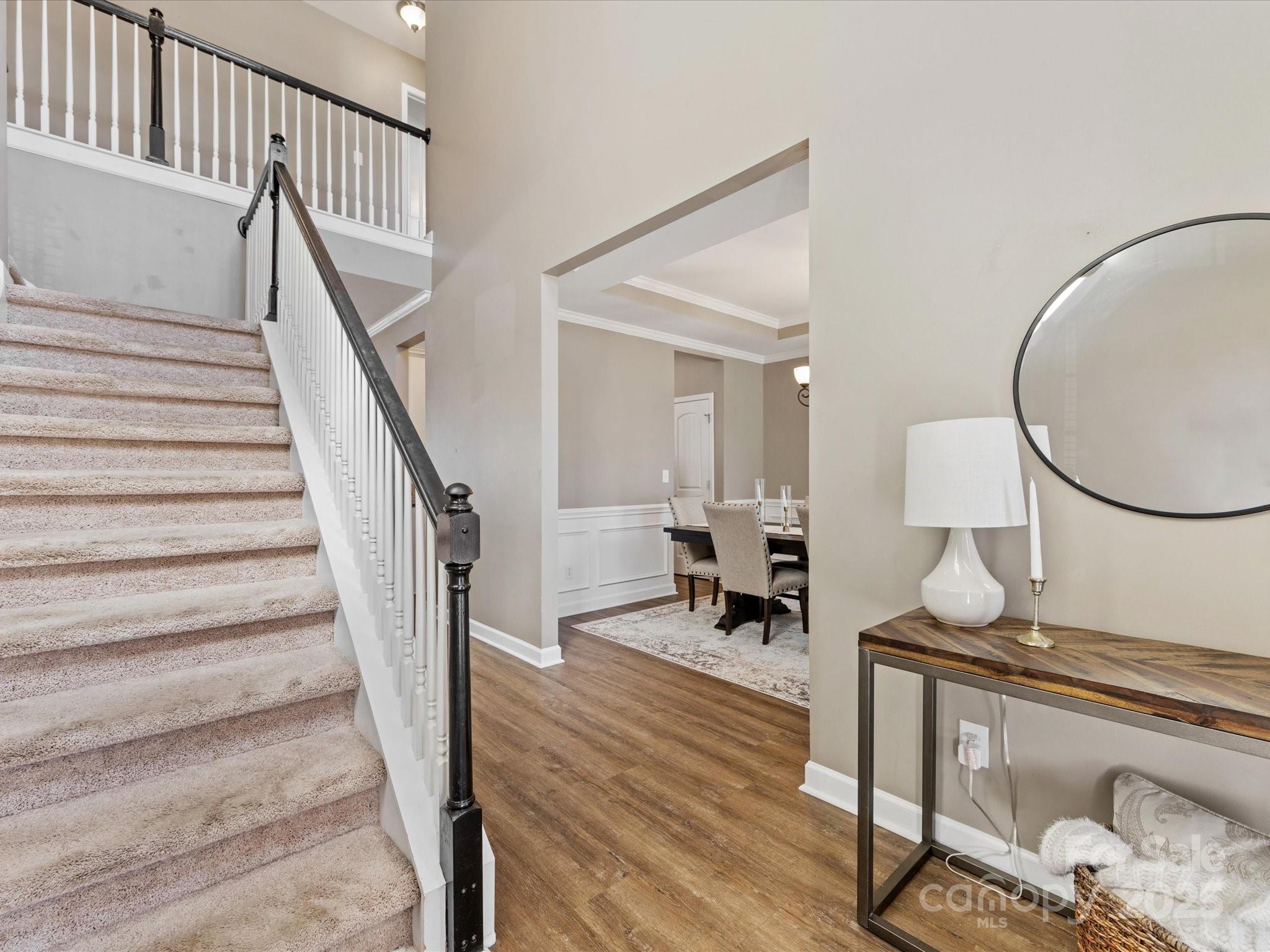 953 Vogel Way