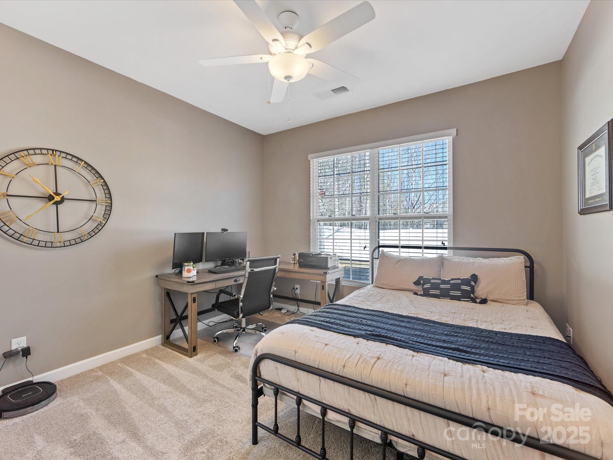 953 Vogel Way
