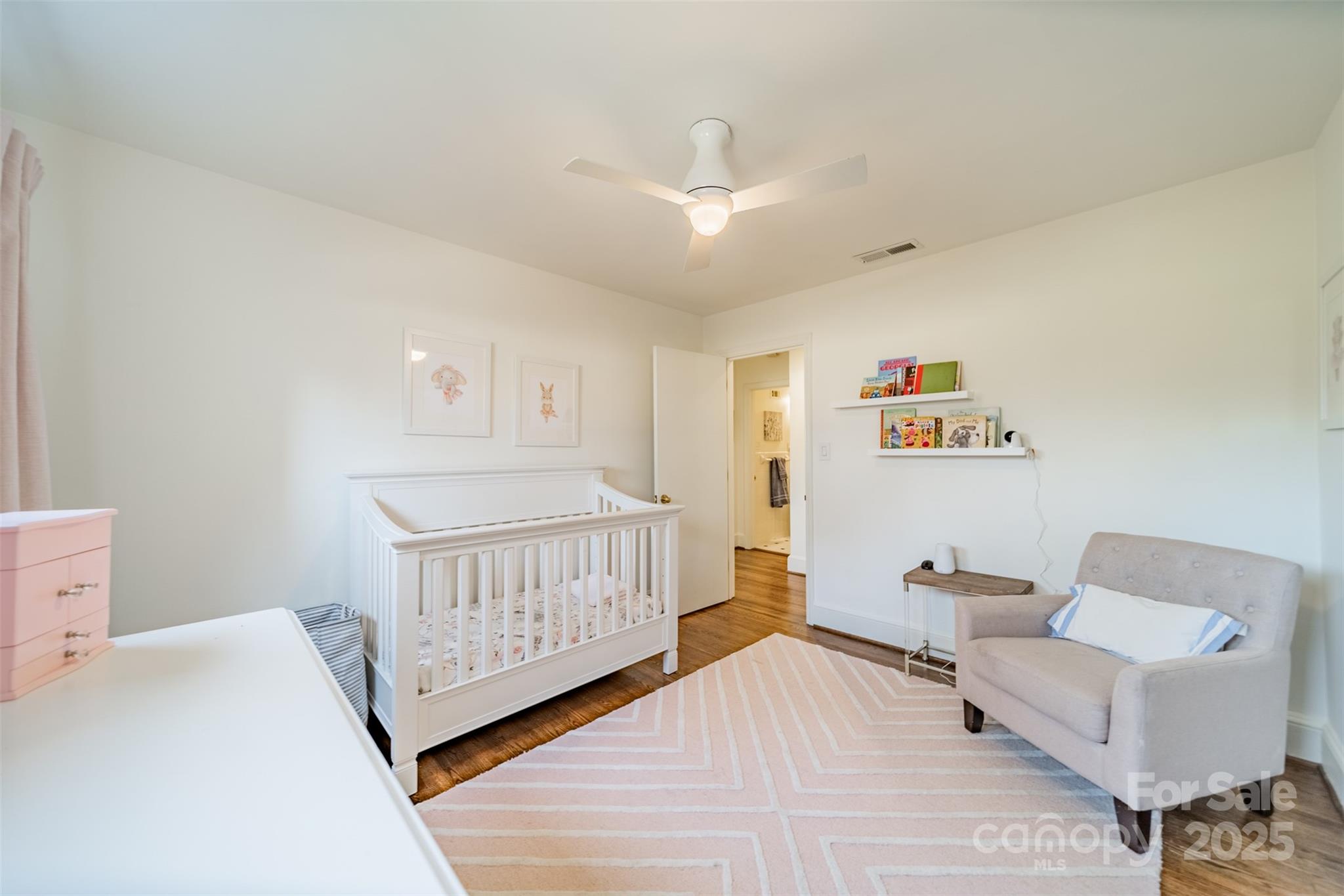 2501 Tanglewood Lane