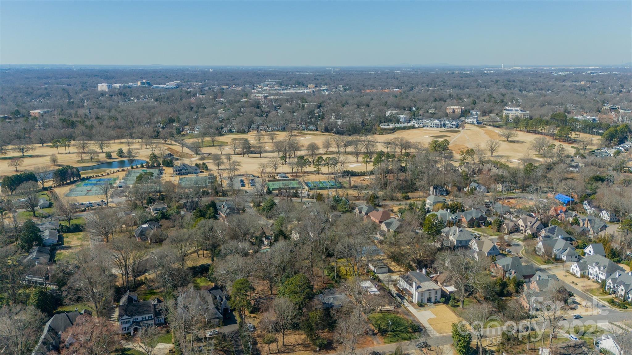 2501 Tanglewood Lane