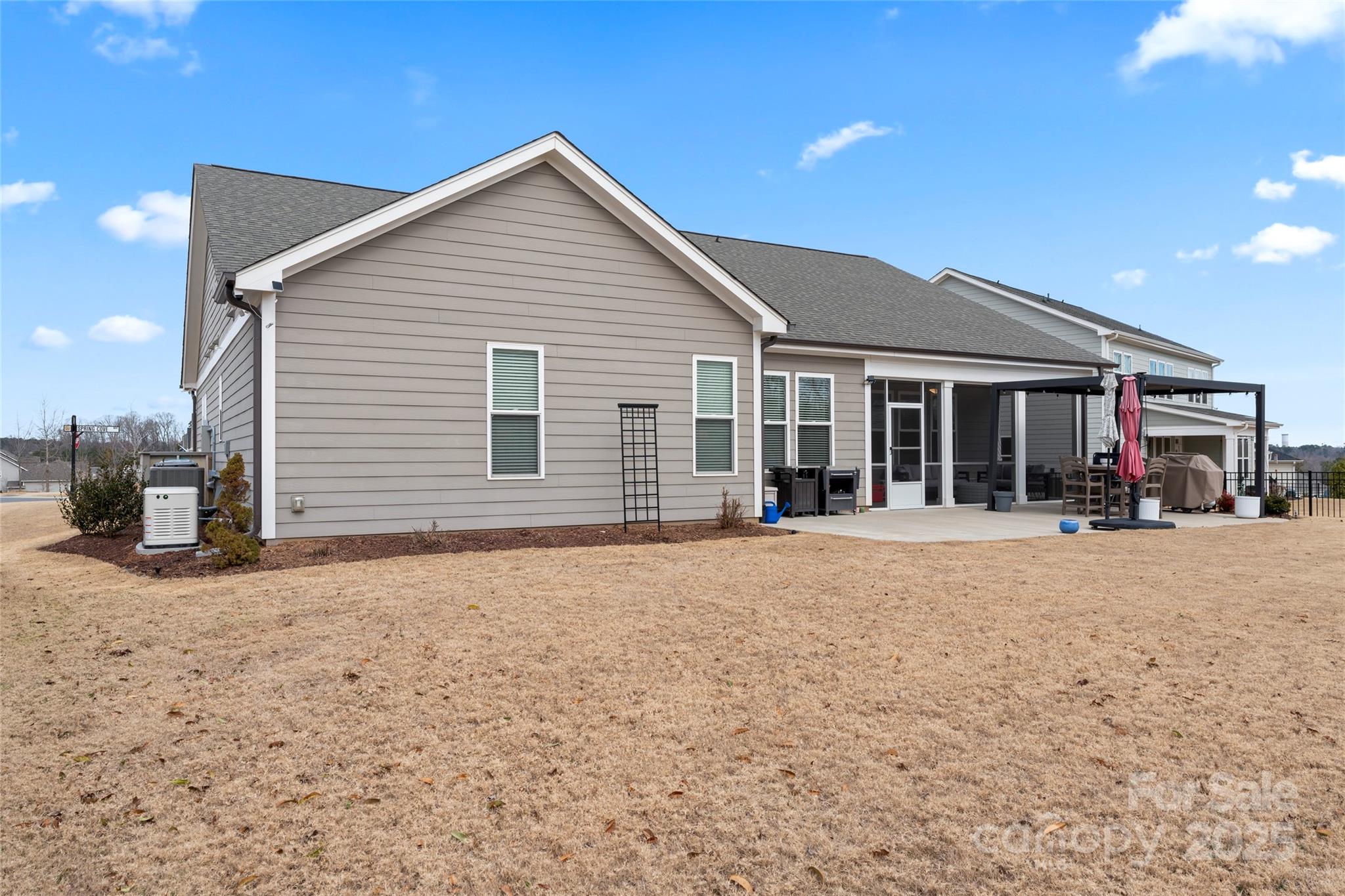 4000 Spring Cove Way