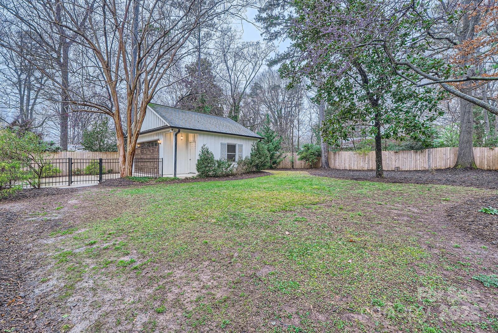 121 Wonderwood Drive