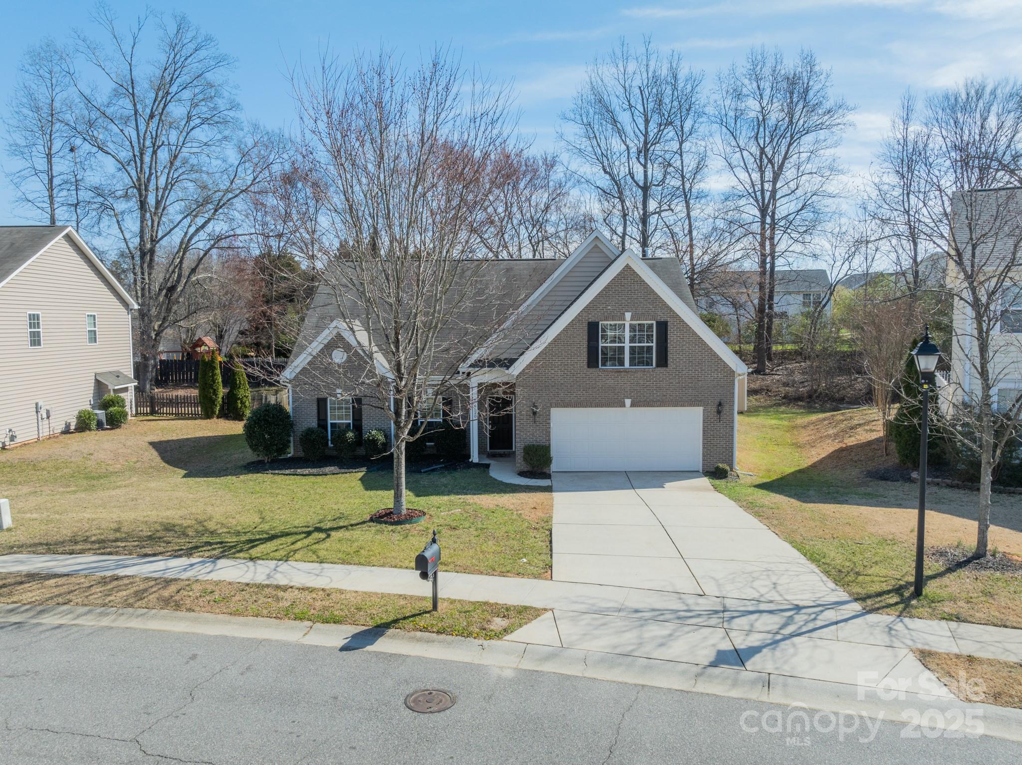 6520 Fieldstone Manor Drive