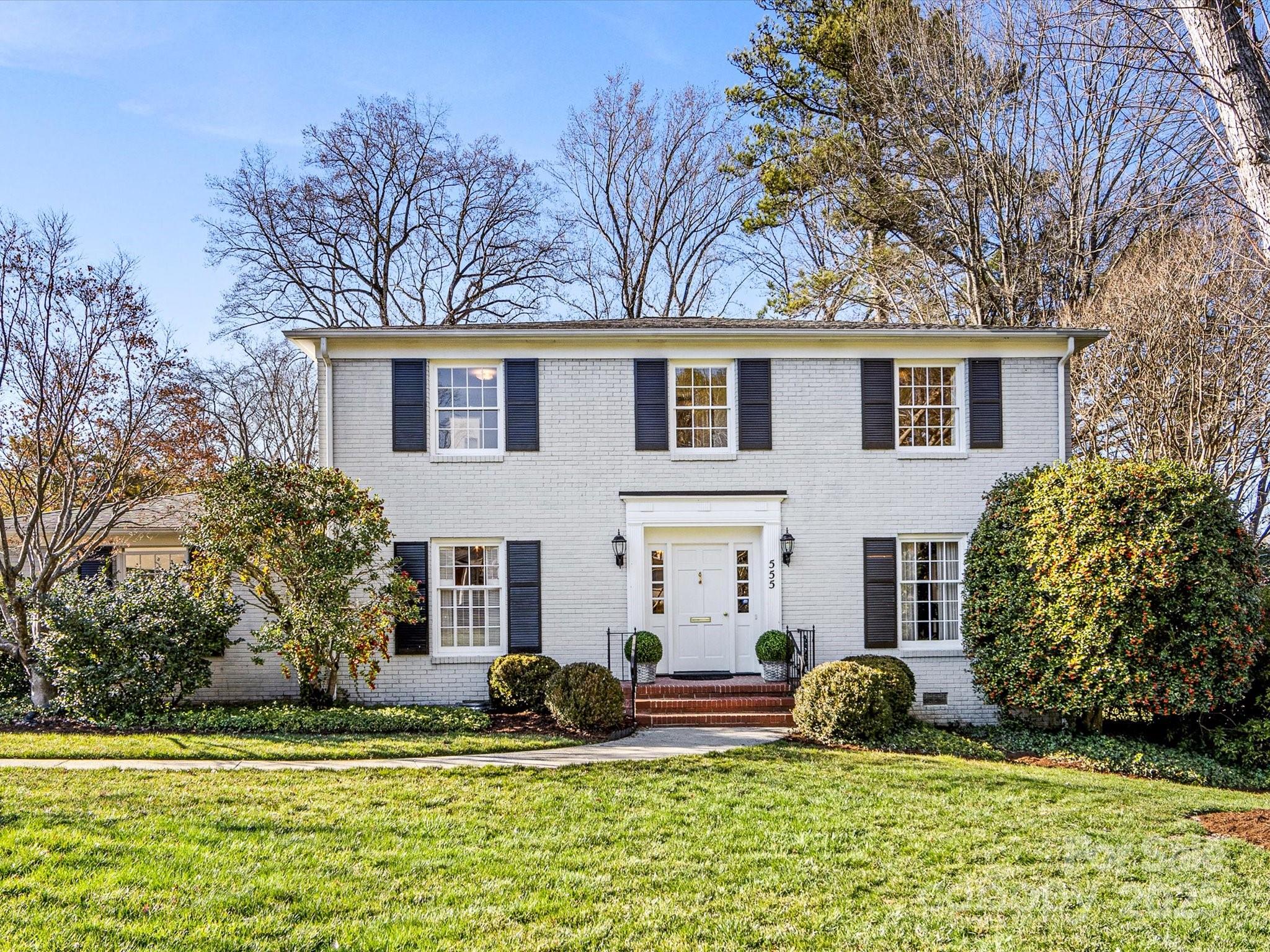 555 Manning Drive Unit: 7