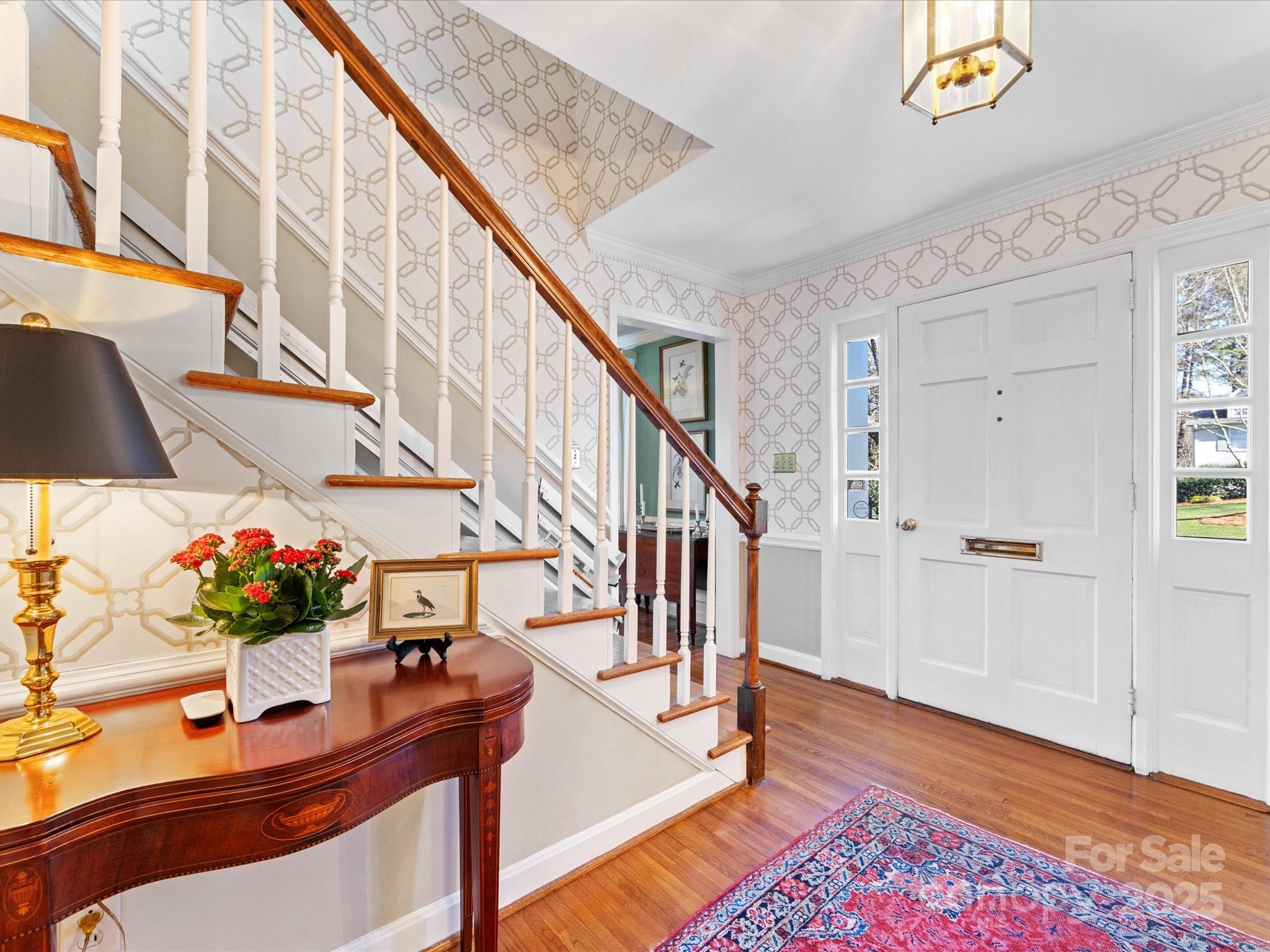 555 Manning Drive Unit: 7