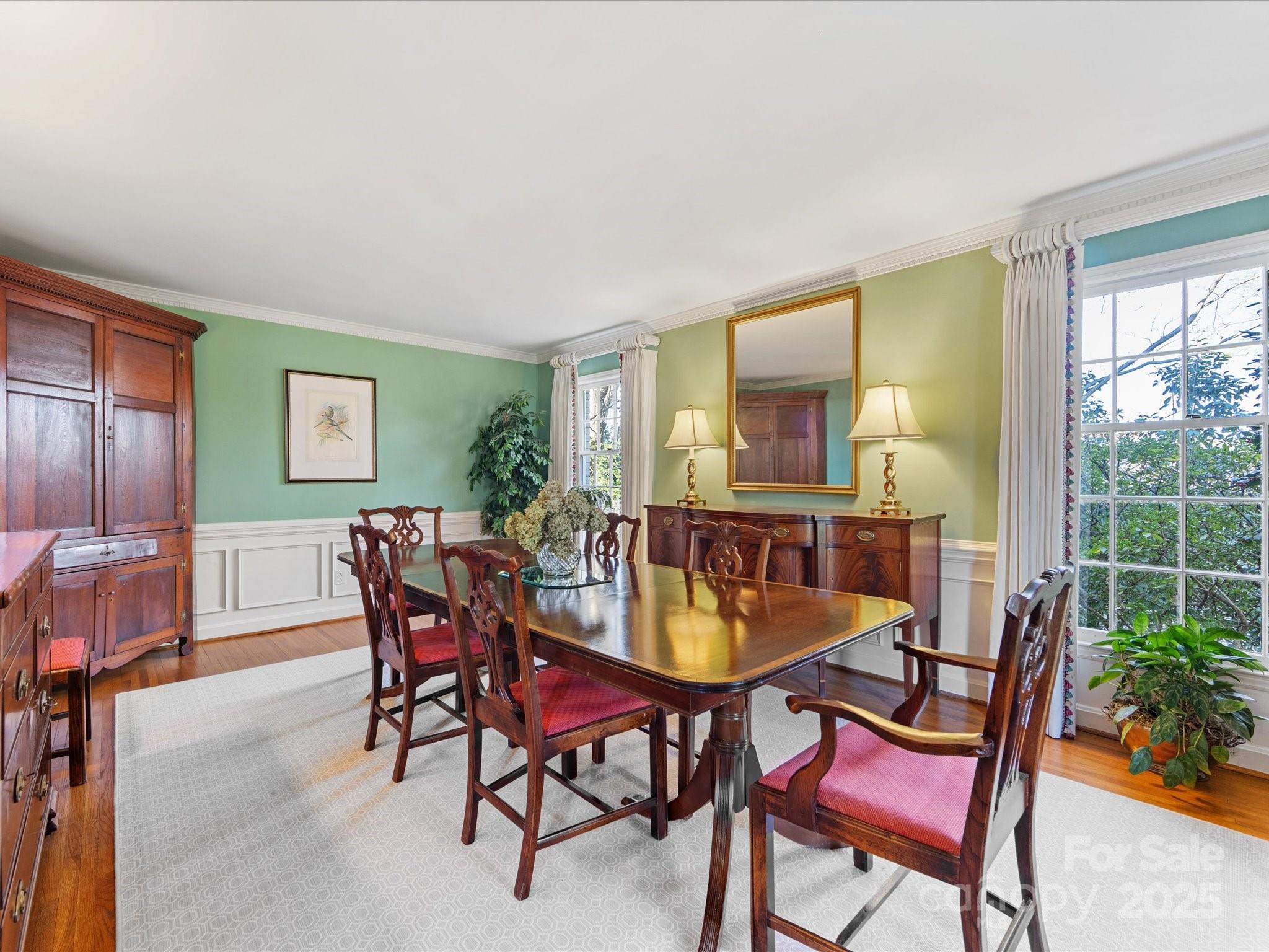 555 Manning Drive Unit: 7