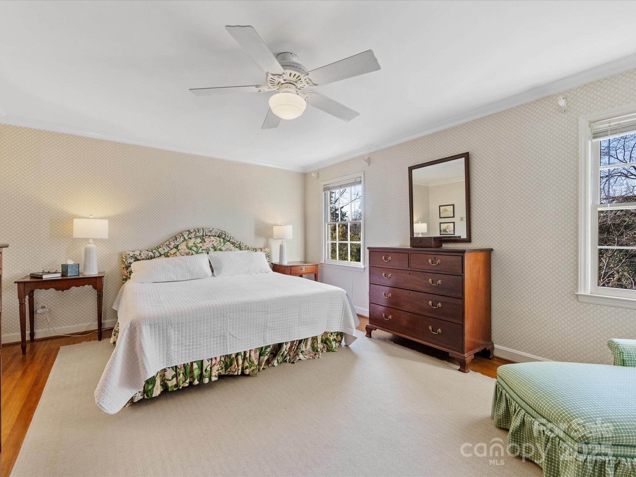 555 Manning Drive Unit: 7