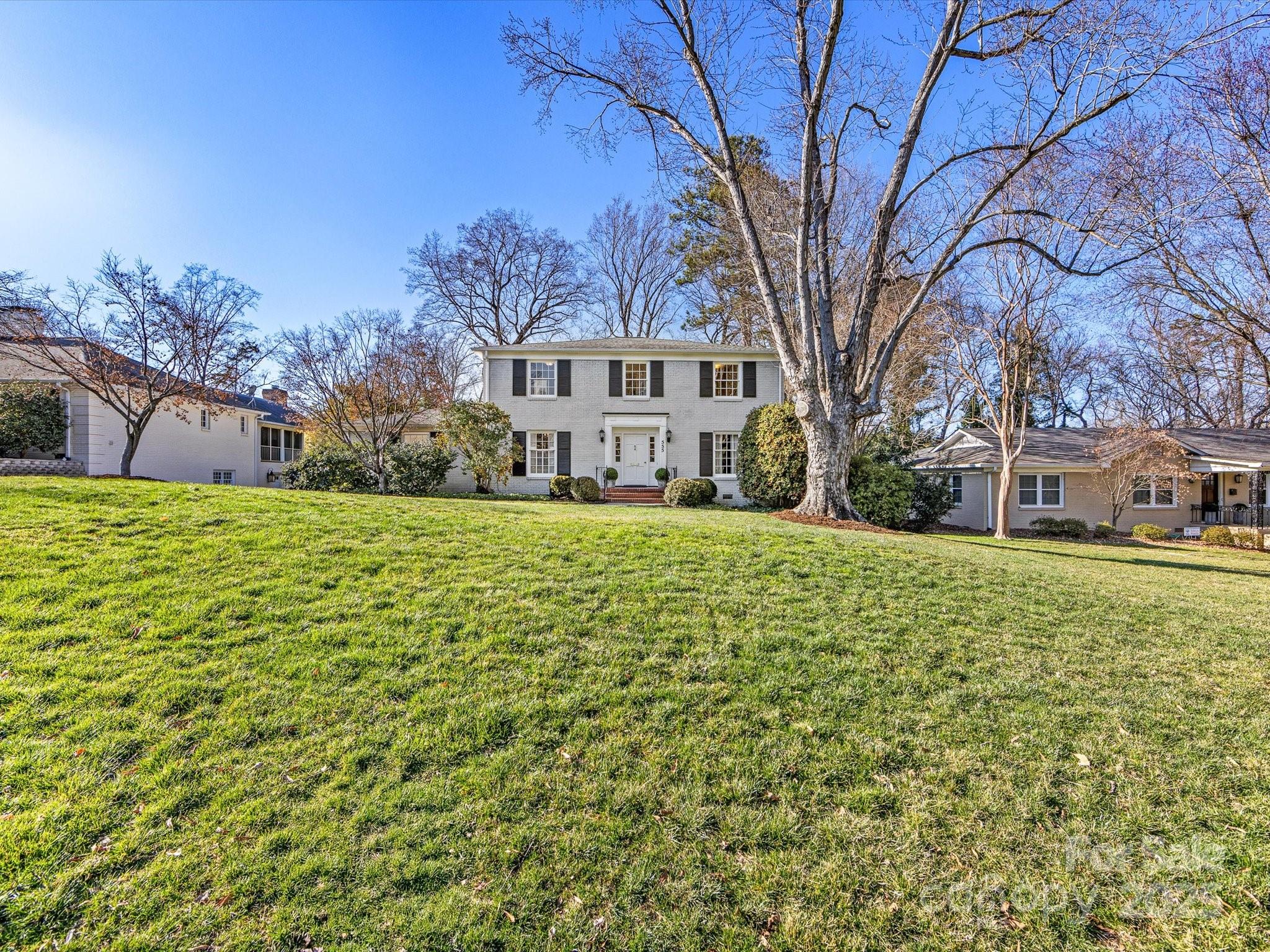 555 Manning Drive Unit: 7