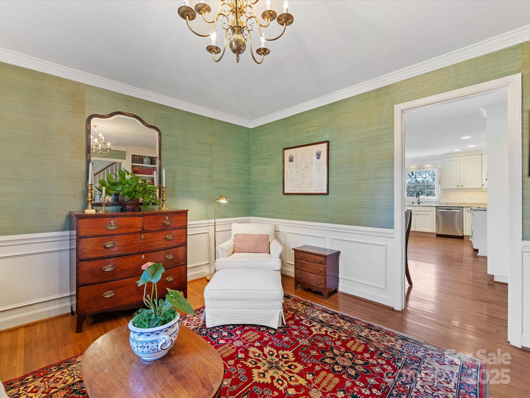555 Manning Drive Unit: 7