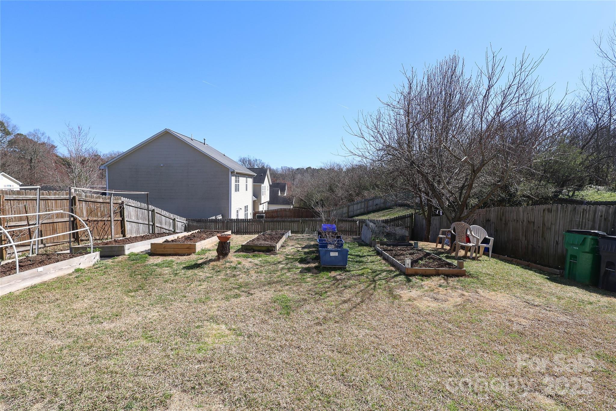 920 Lakehill Road