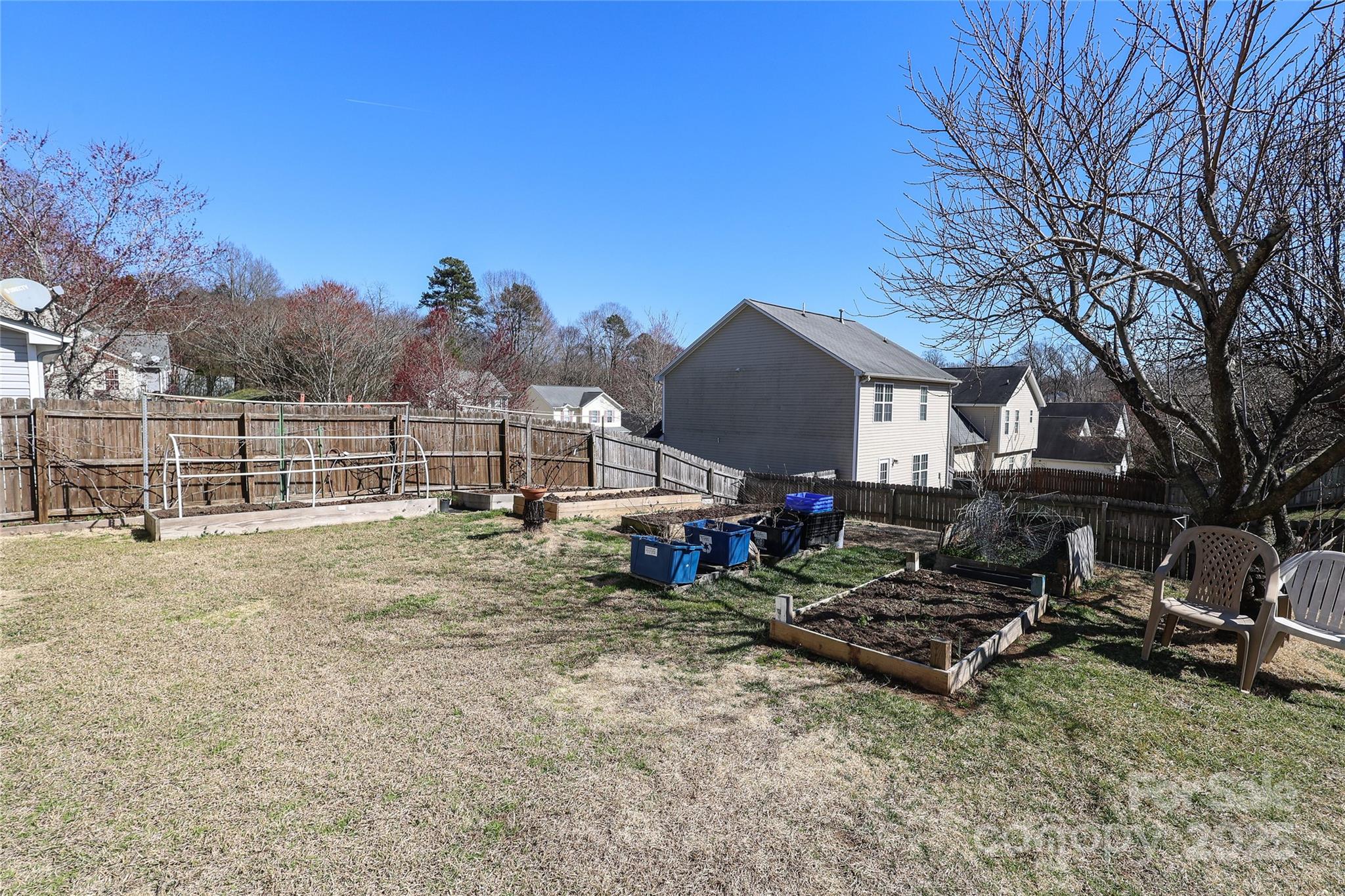 920 Lakehill Road