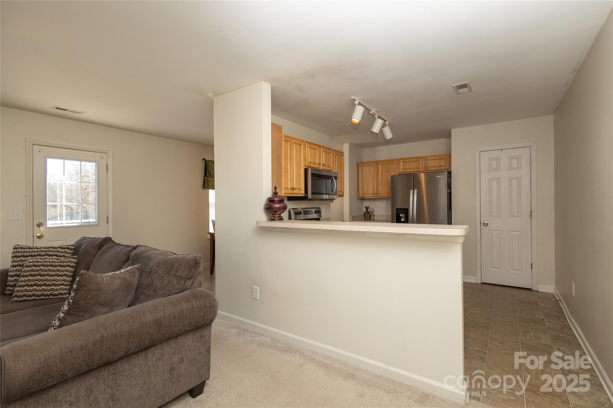 920 Lakehill Road