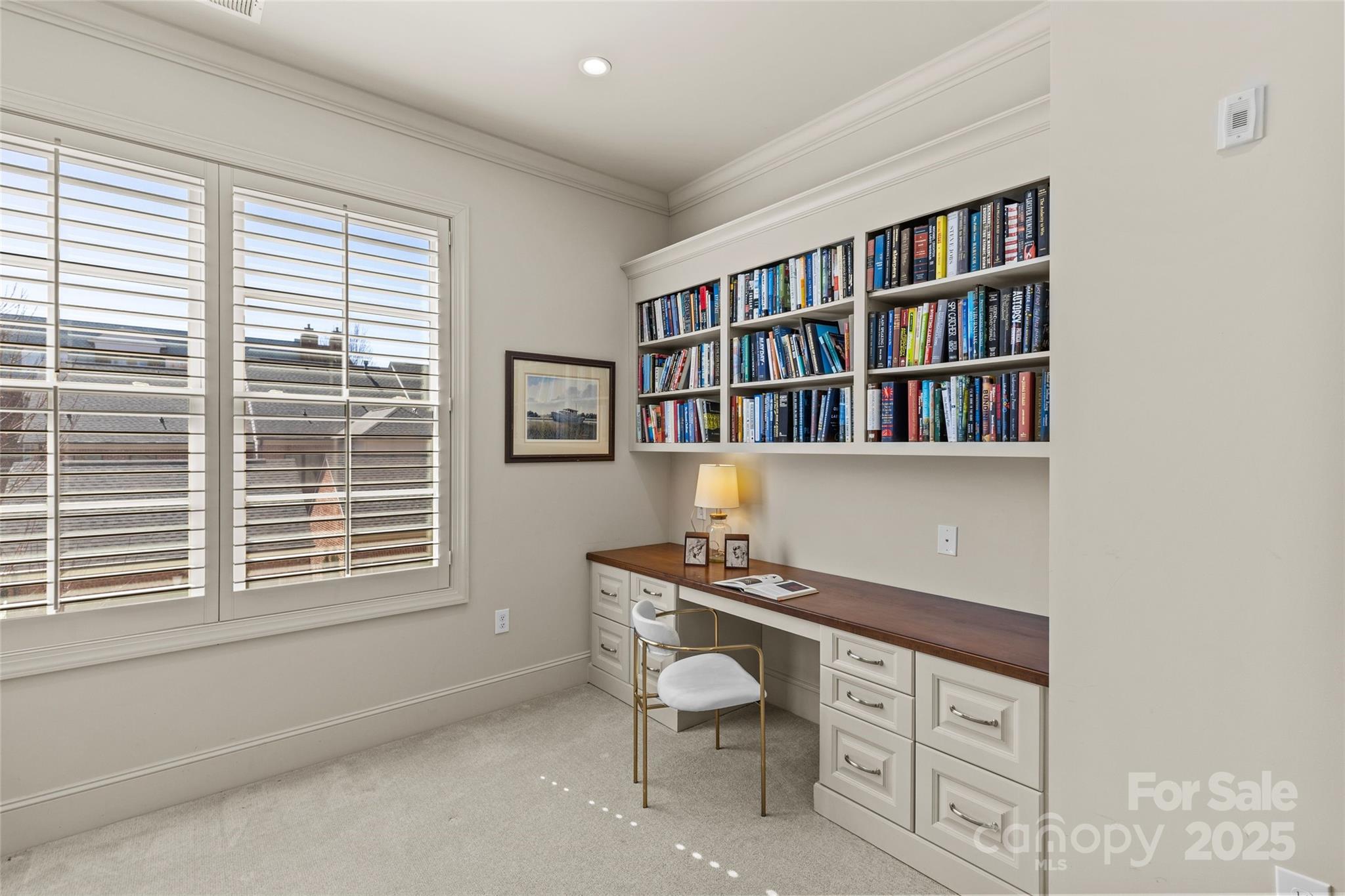 2251 Selwyn Avenue Unit: 201