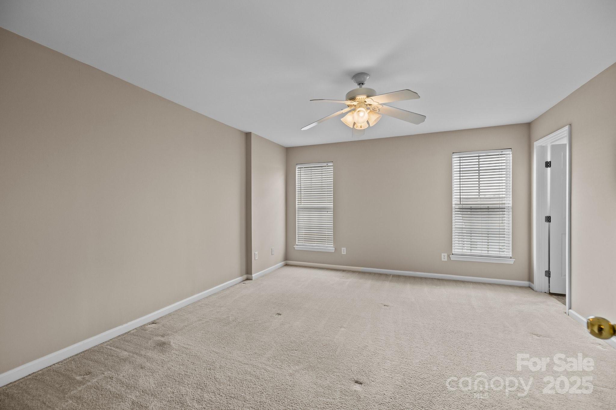 15662 King Louis Court