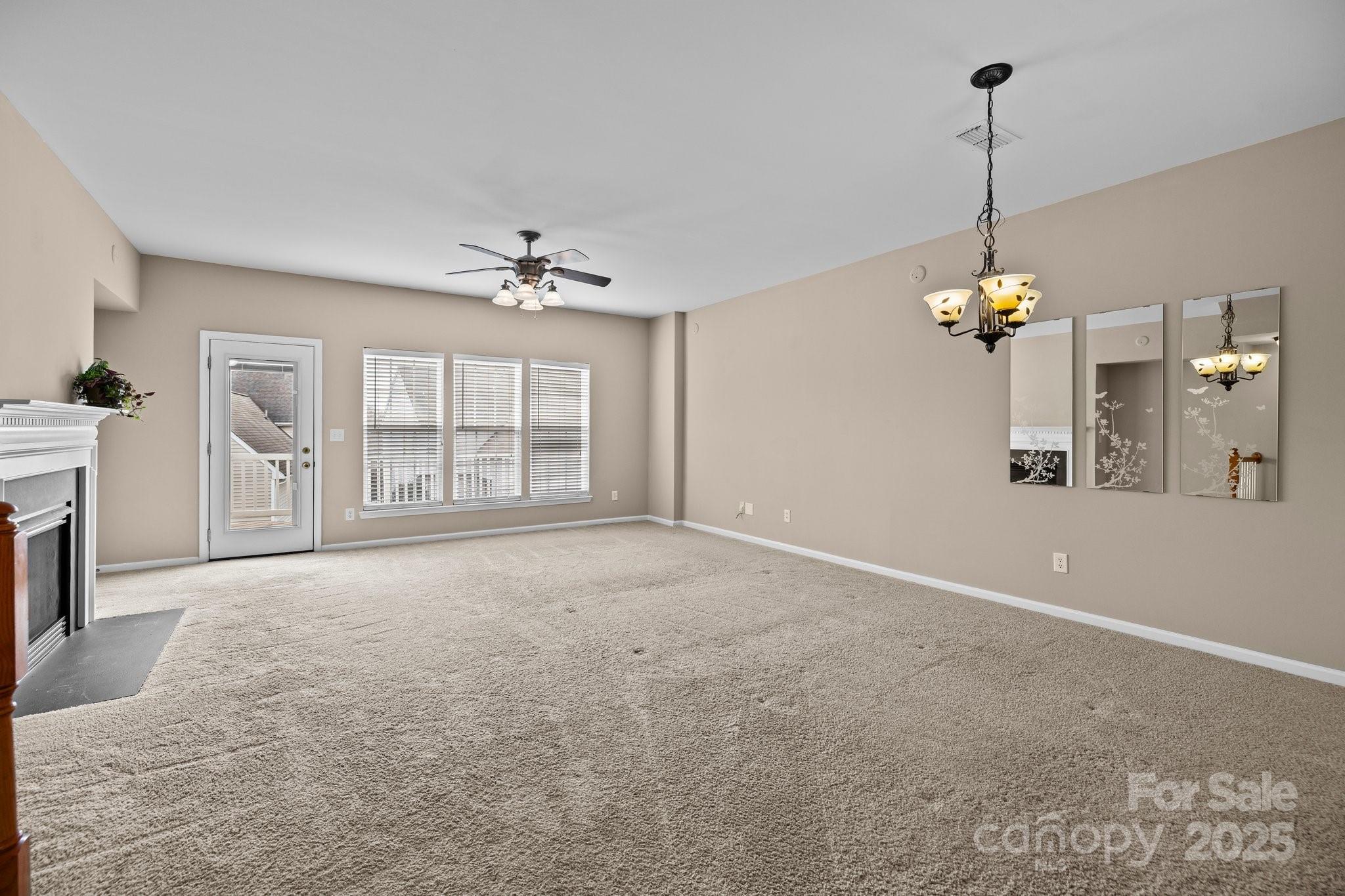 15662 King Louis Court