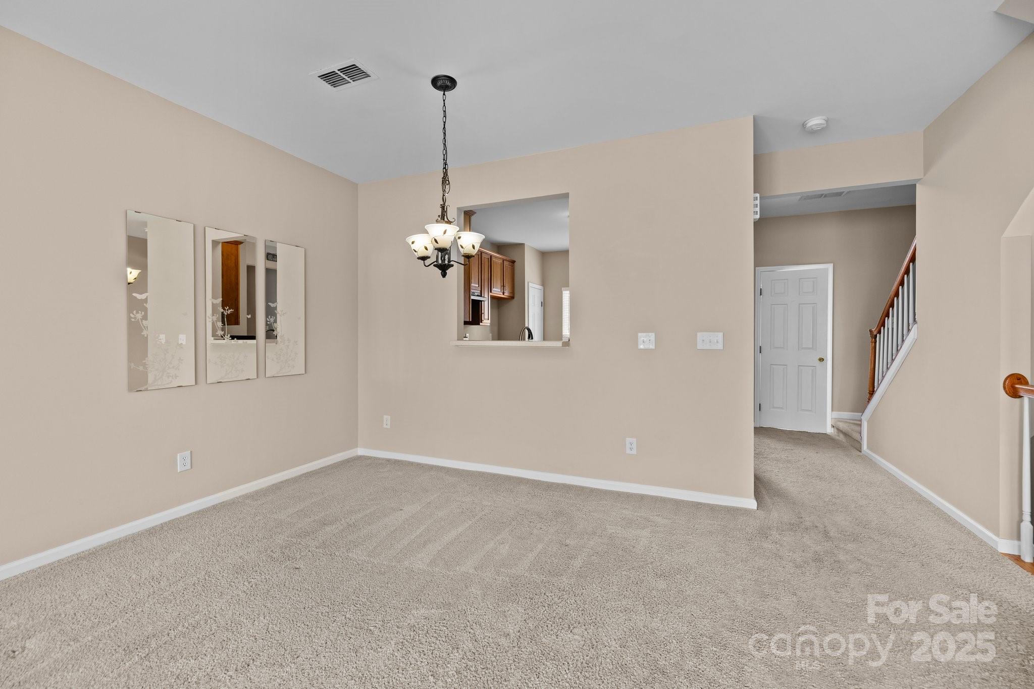 15662 King Louis Court