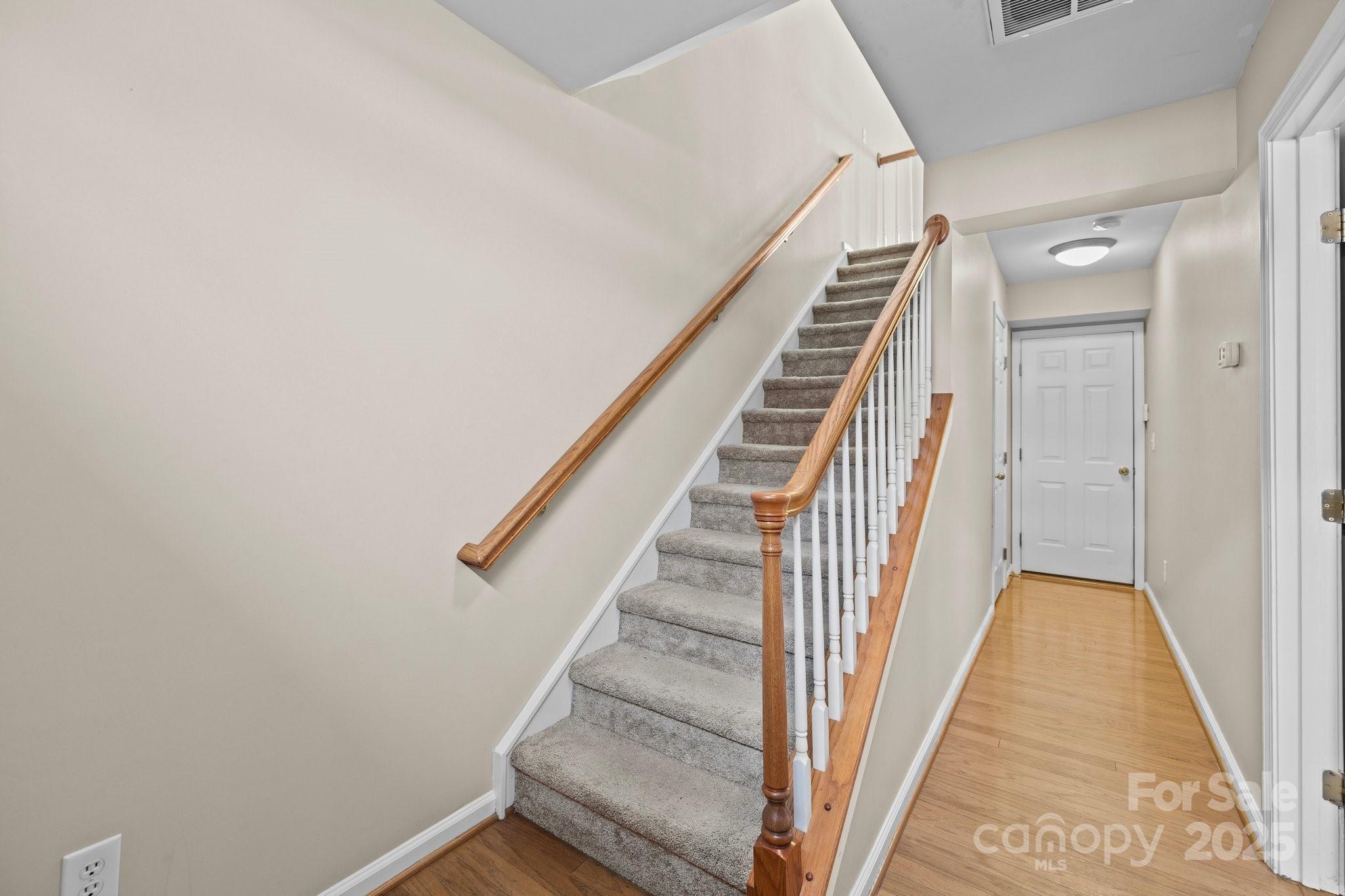 15662 King Louis Court