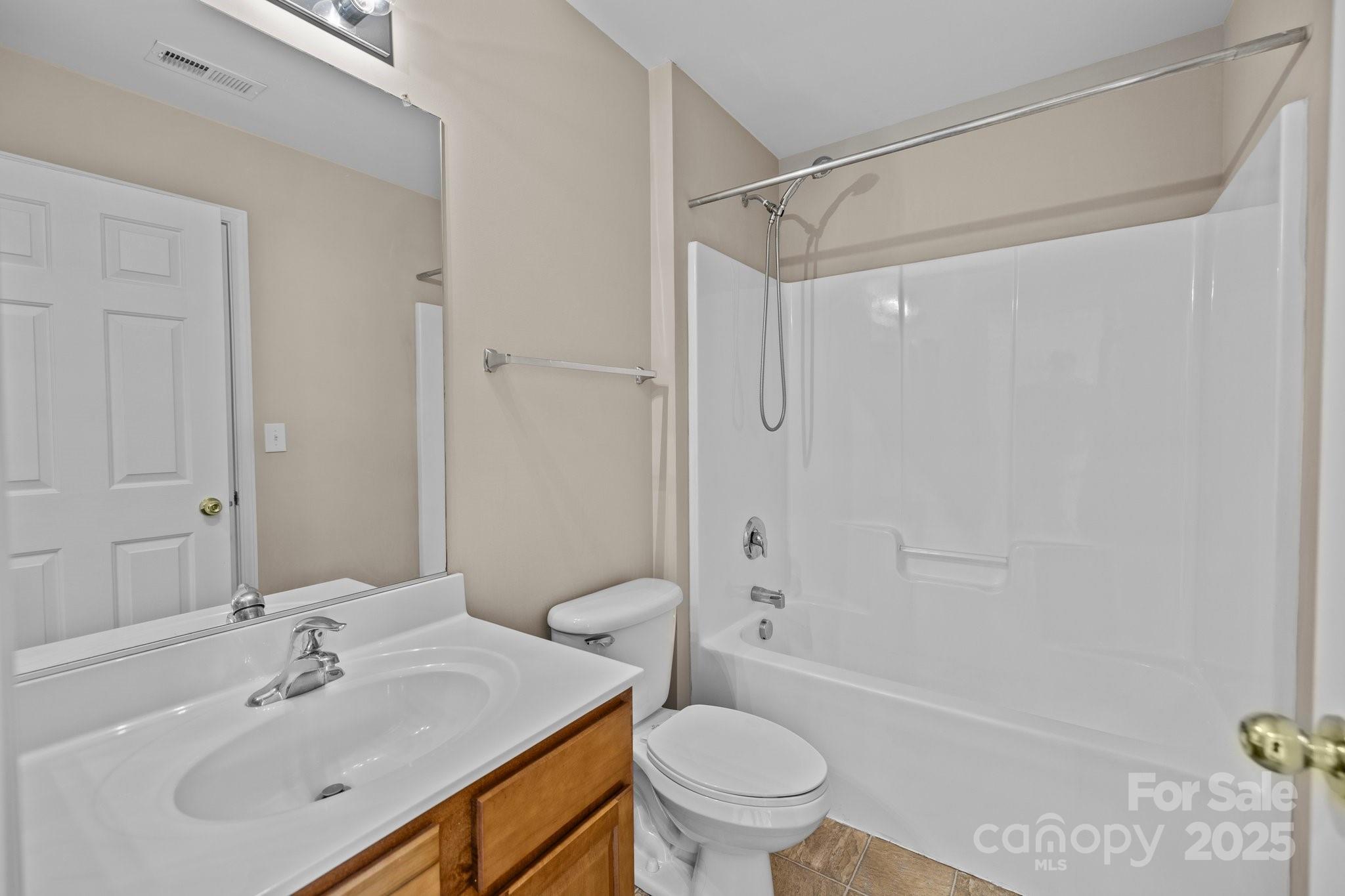 15662 King Louis Court