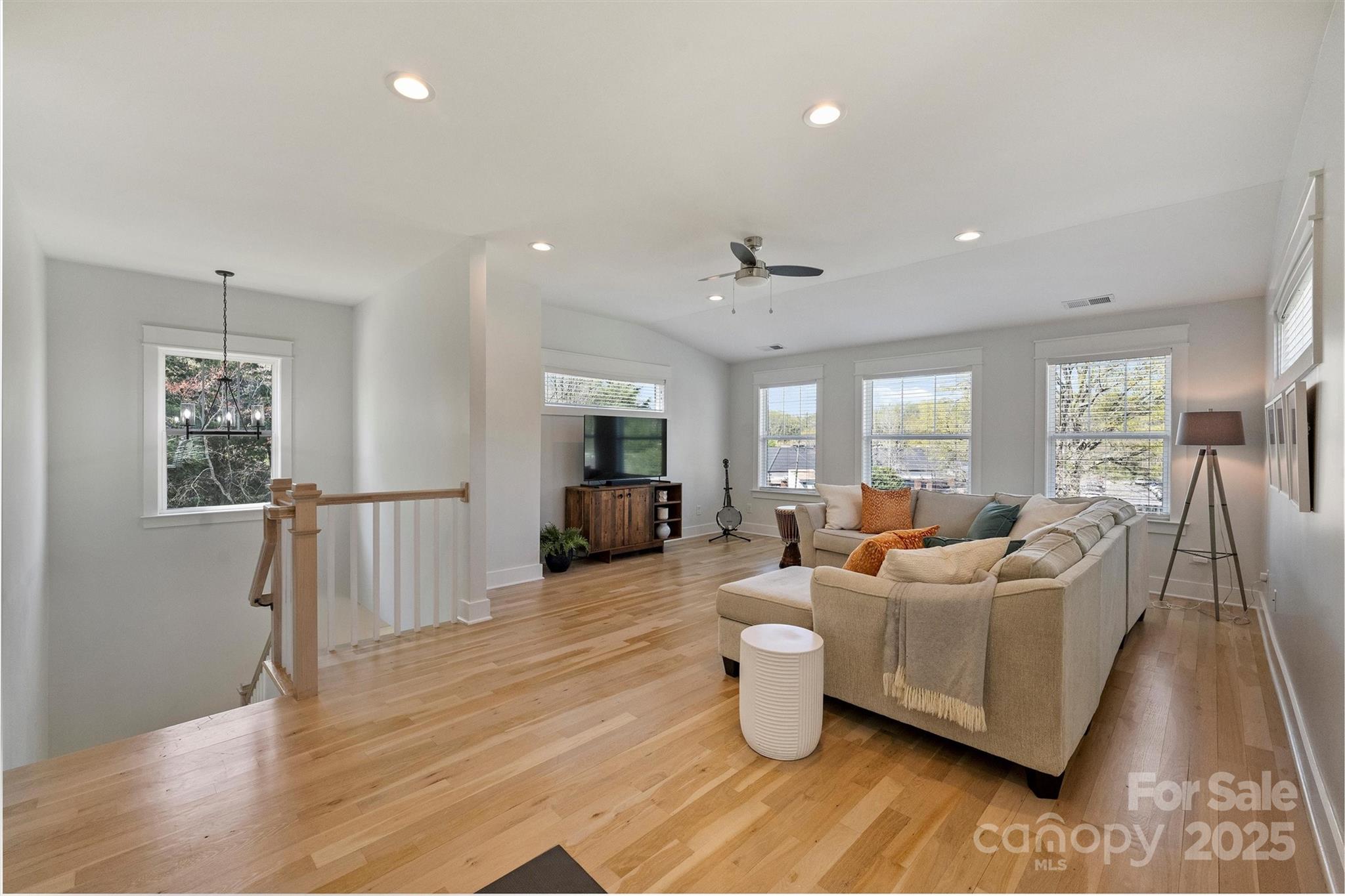 106 Orange Street