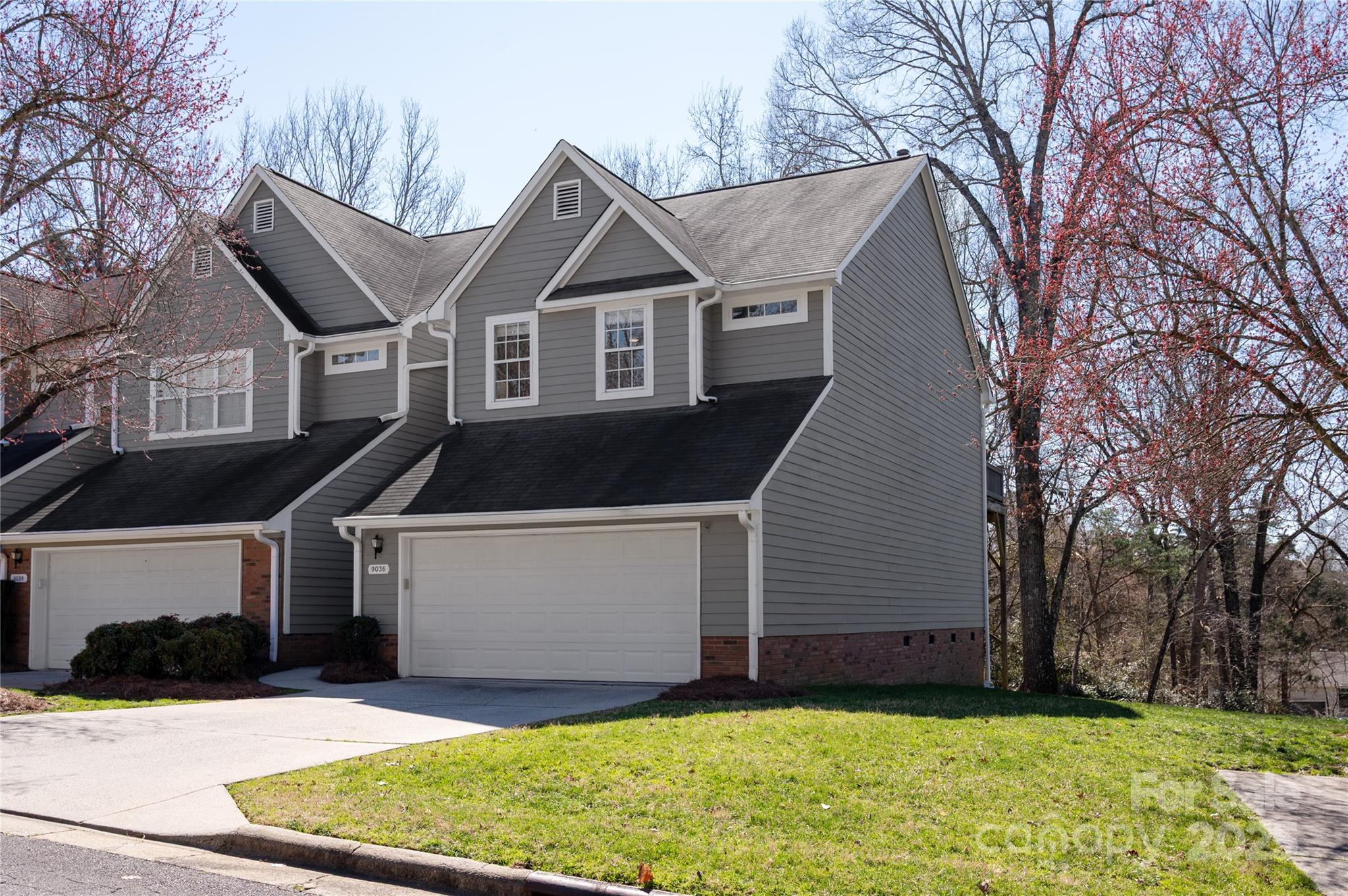 9036 Saint Thomas Lane