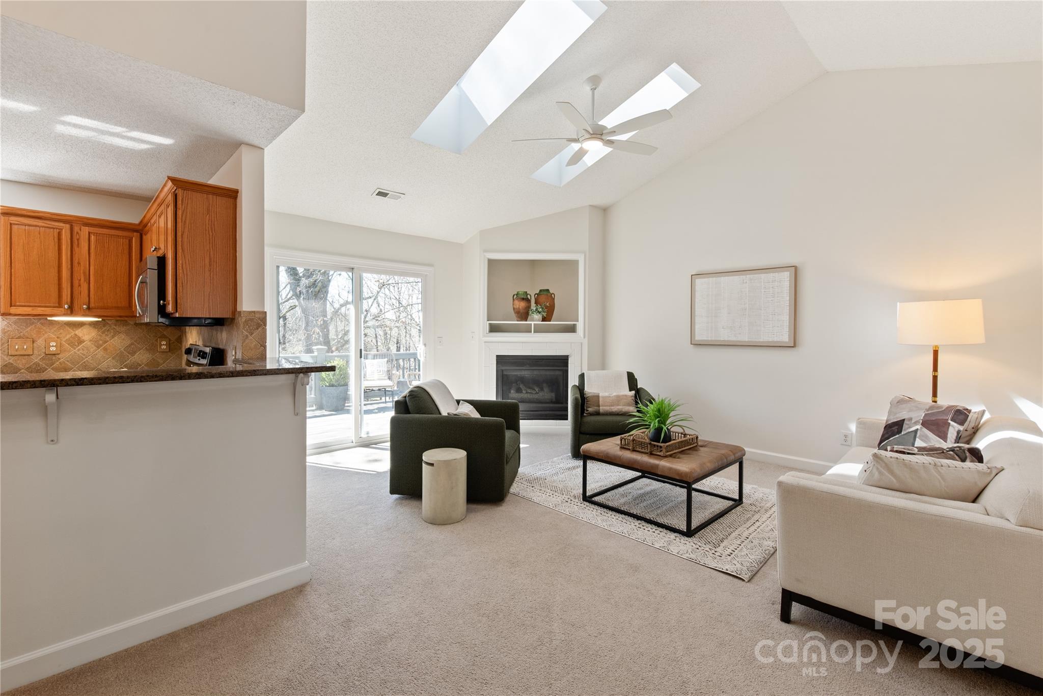 9036 Saint Thomas Lane