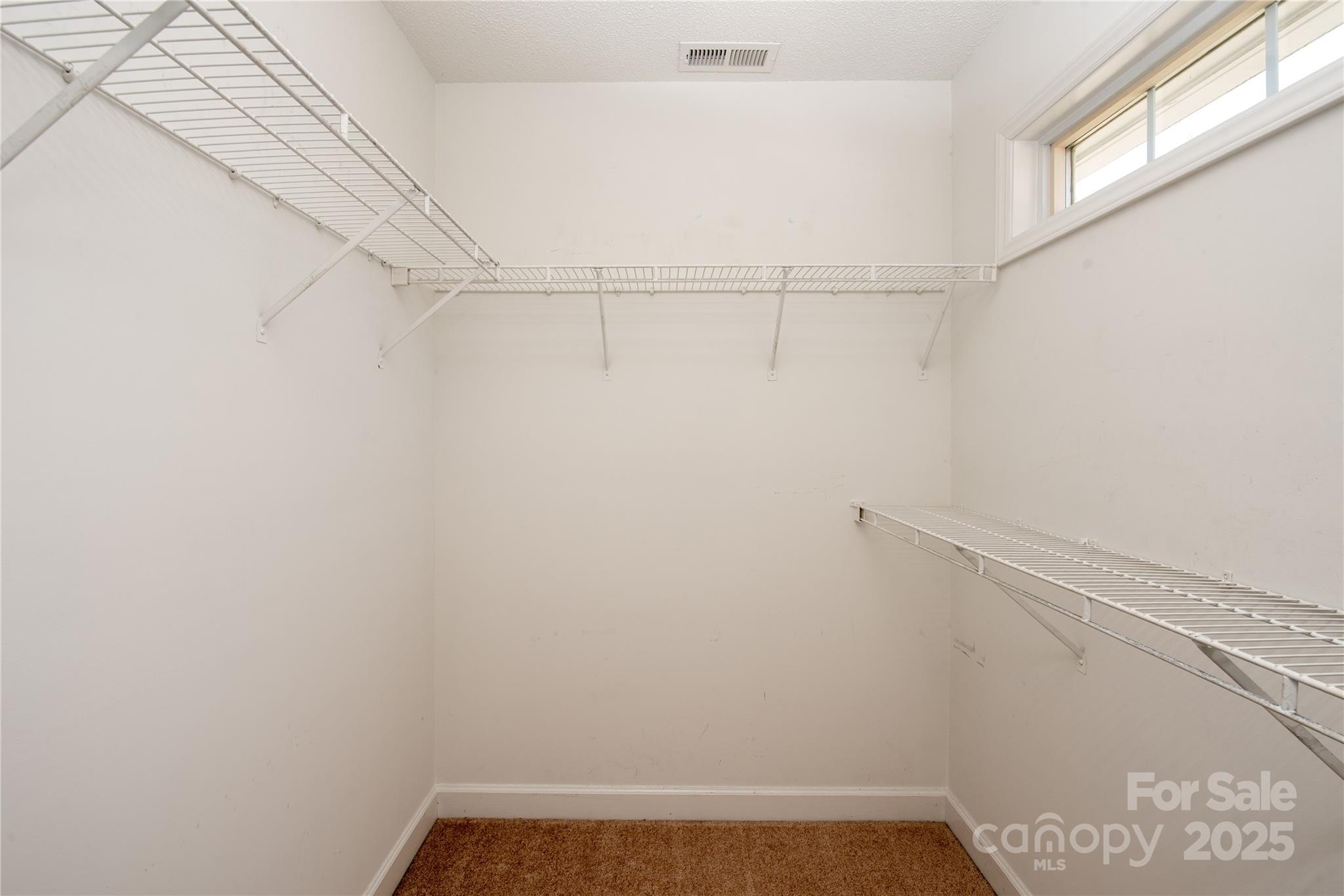 9036 Saint Thomas Lane