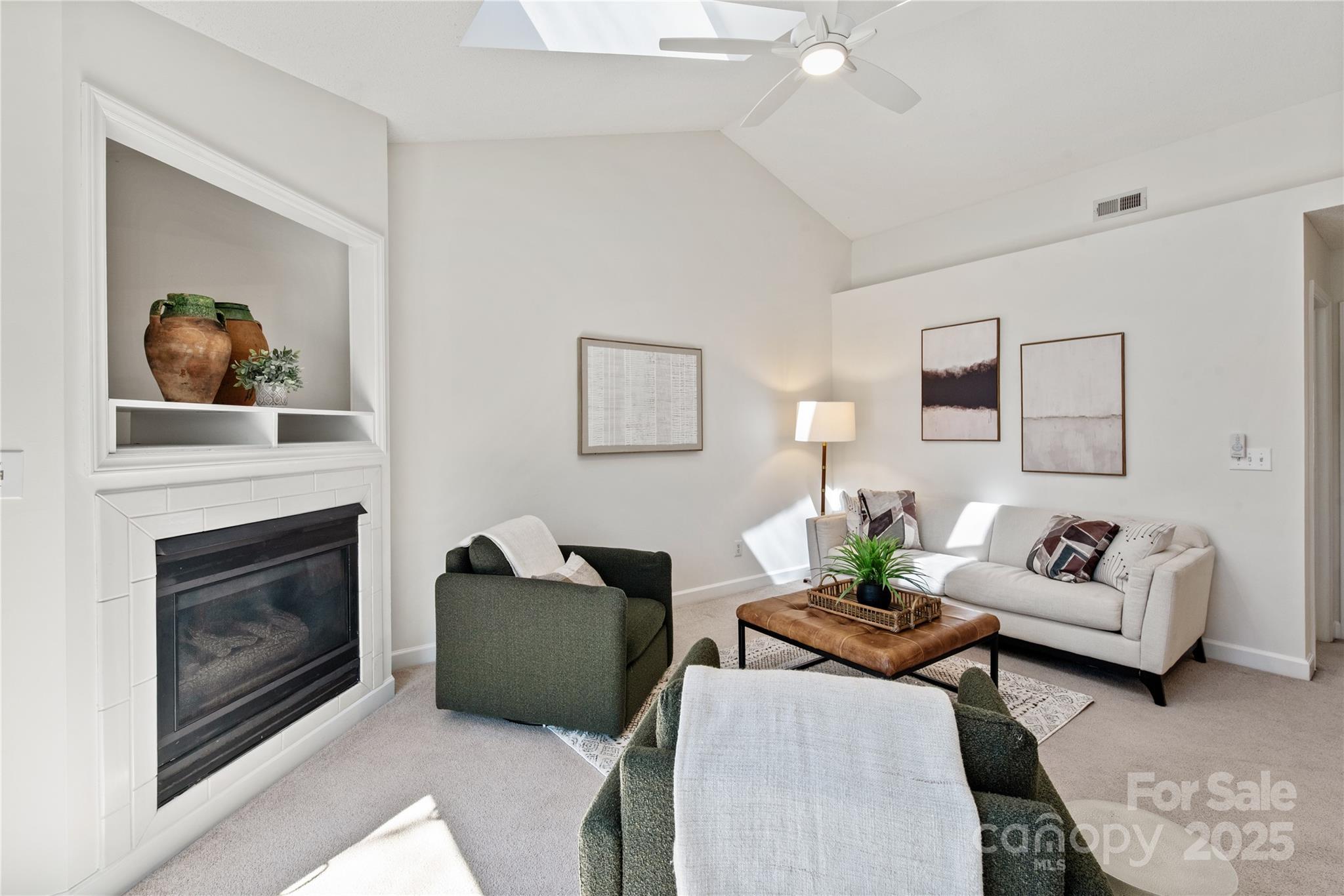 9036 Saint Thomas Lane