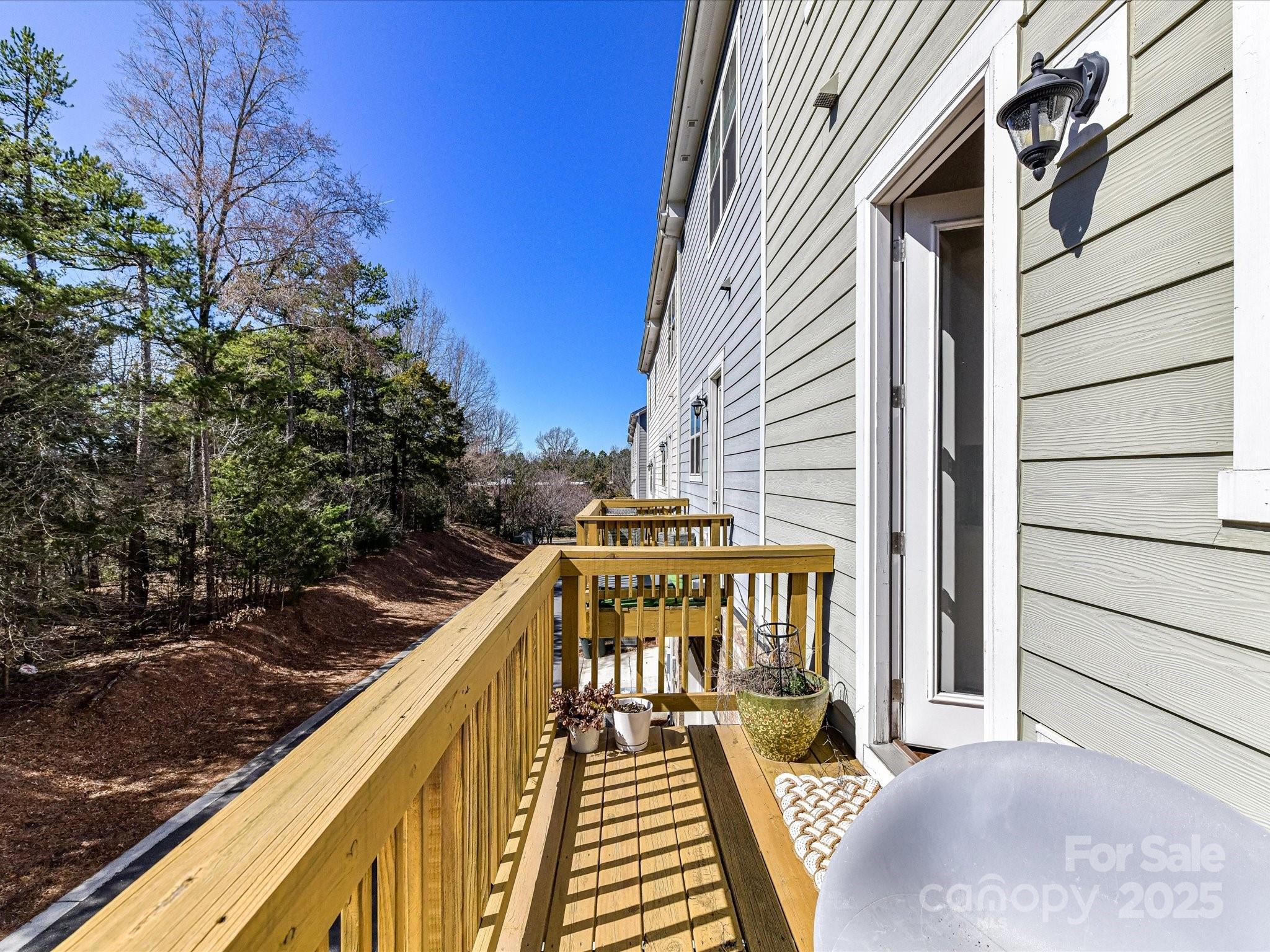 832 Imperial Court
