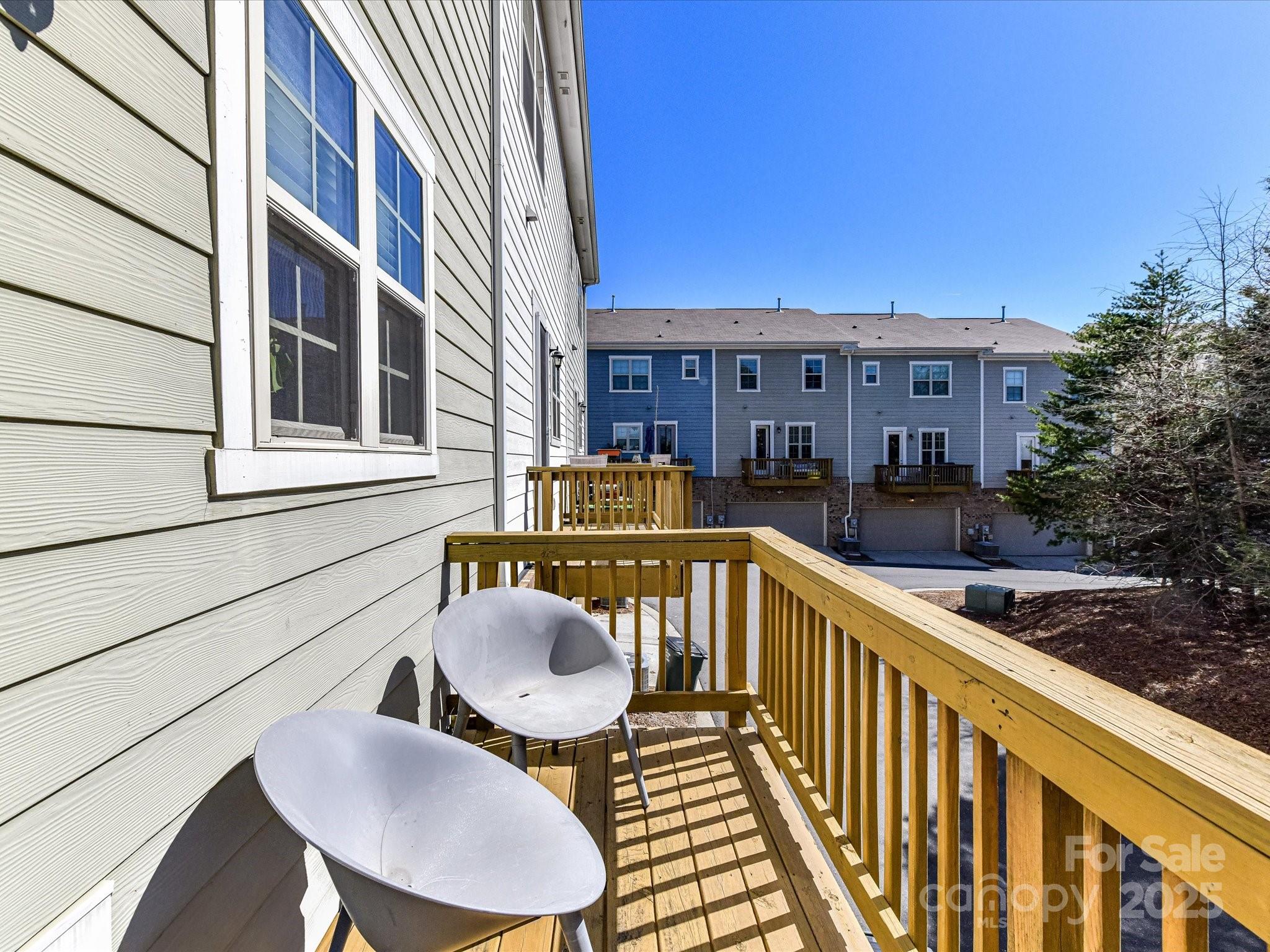 832 Imperial Court