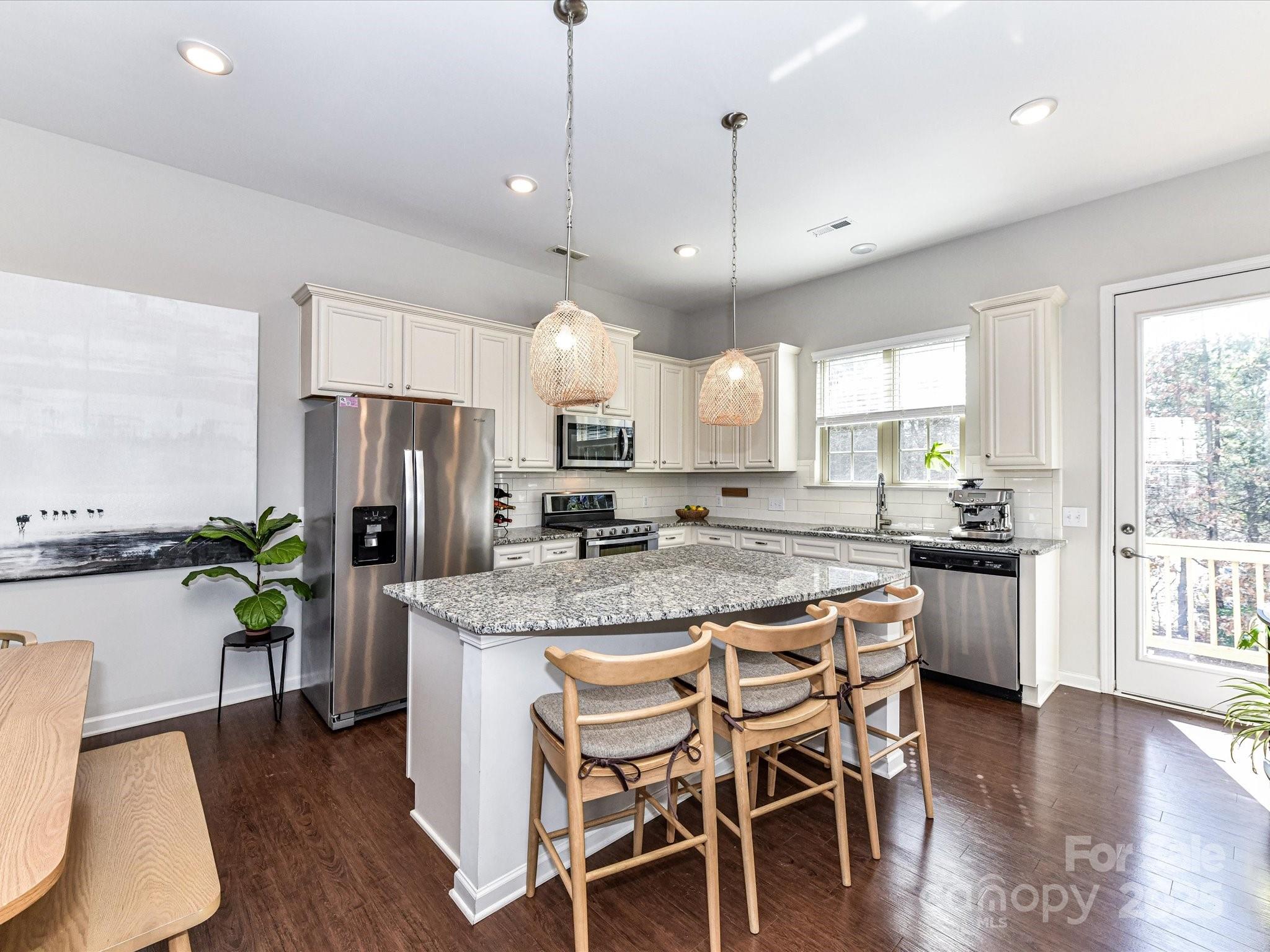 832 Imperial Court