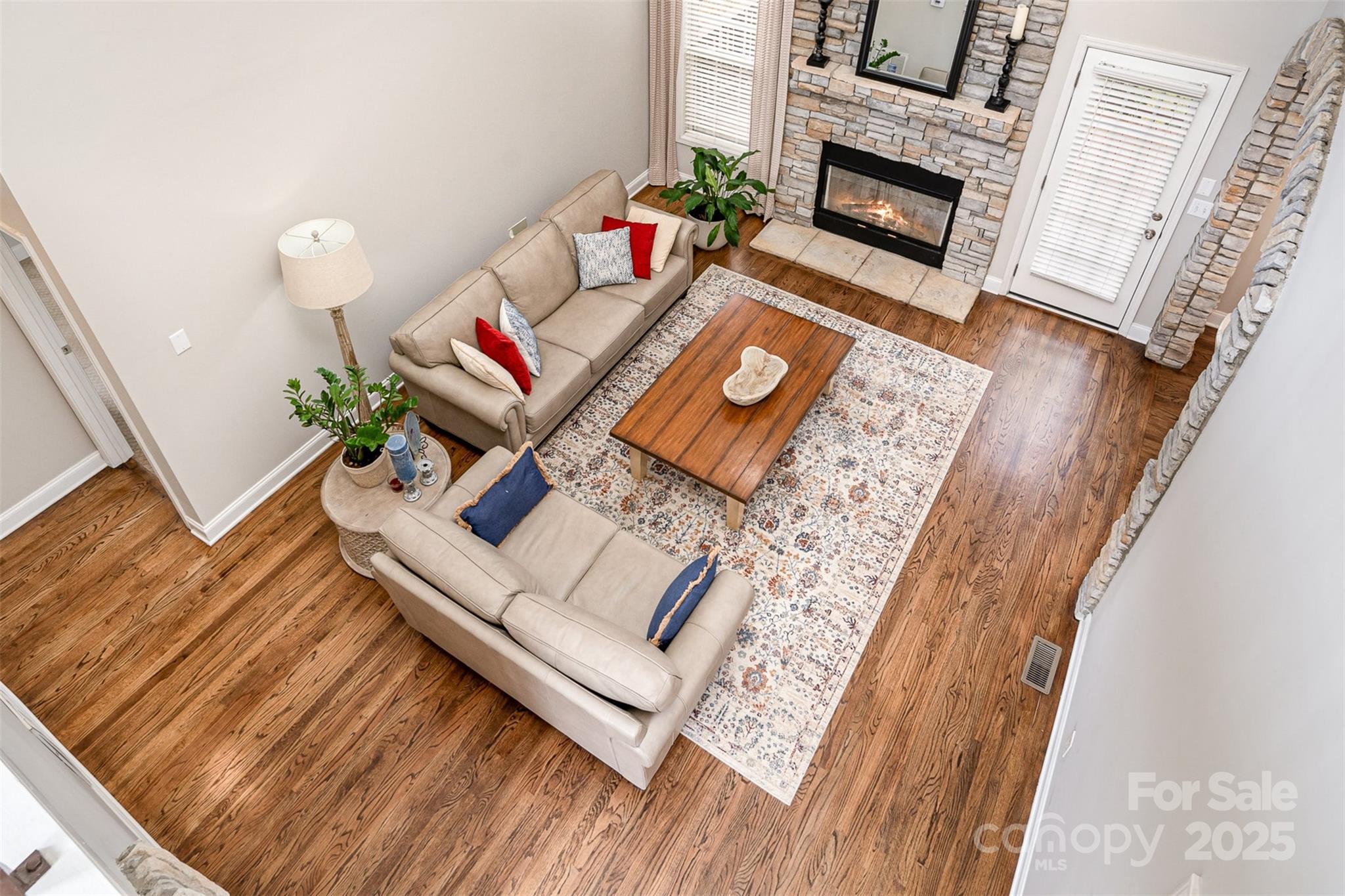 7006 Waggoners Glen Lane