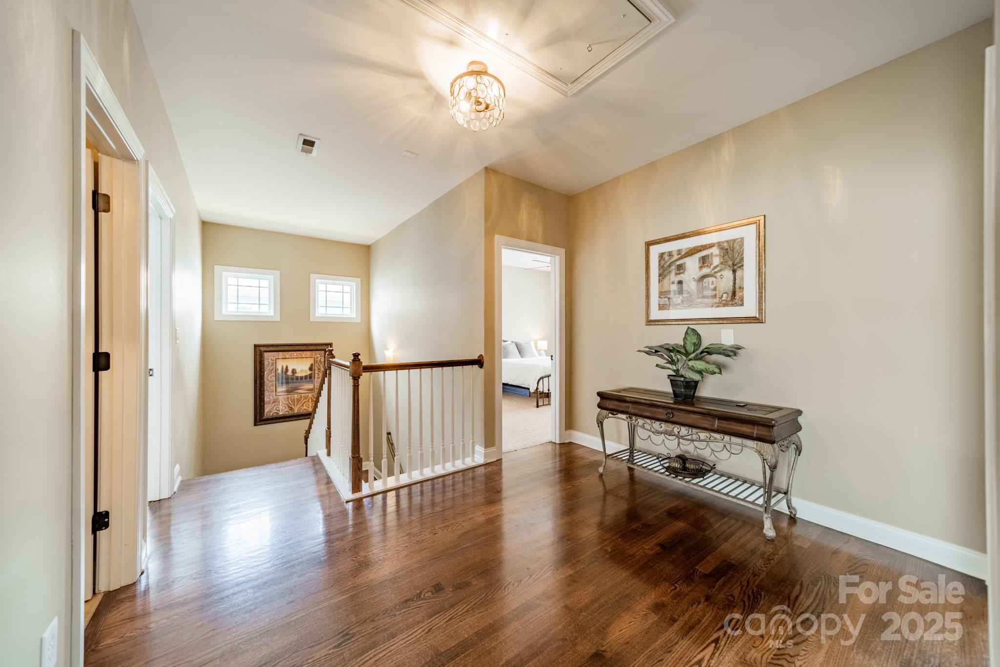 1122 Saratoga Boulevard