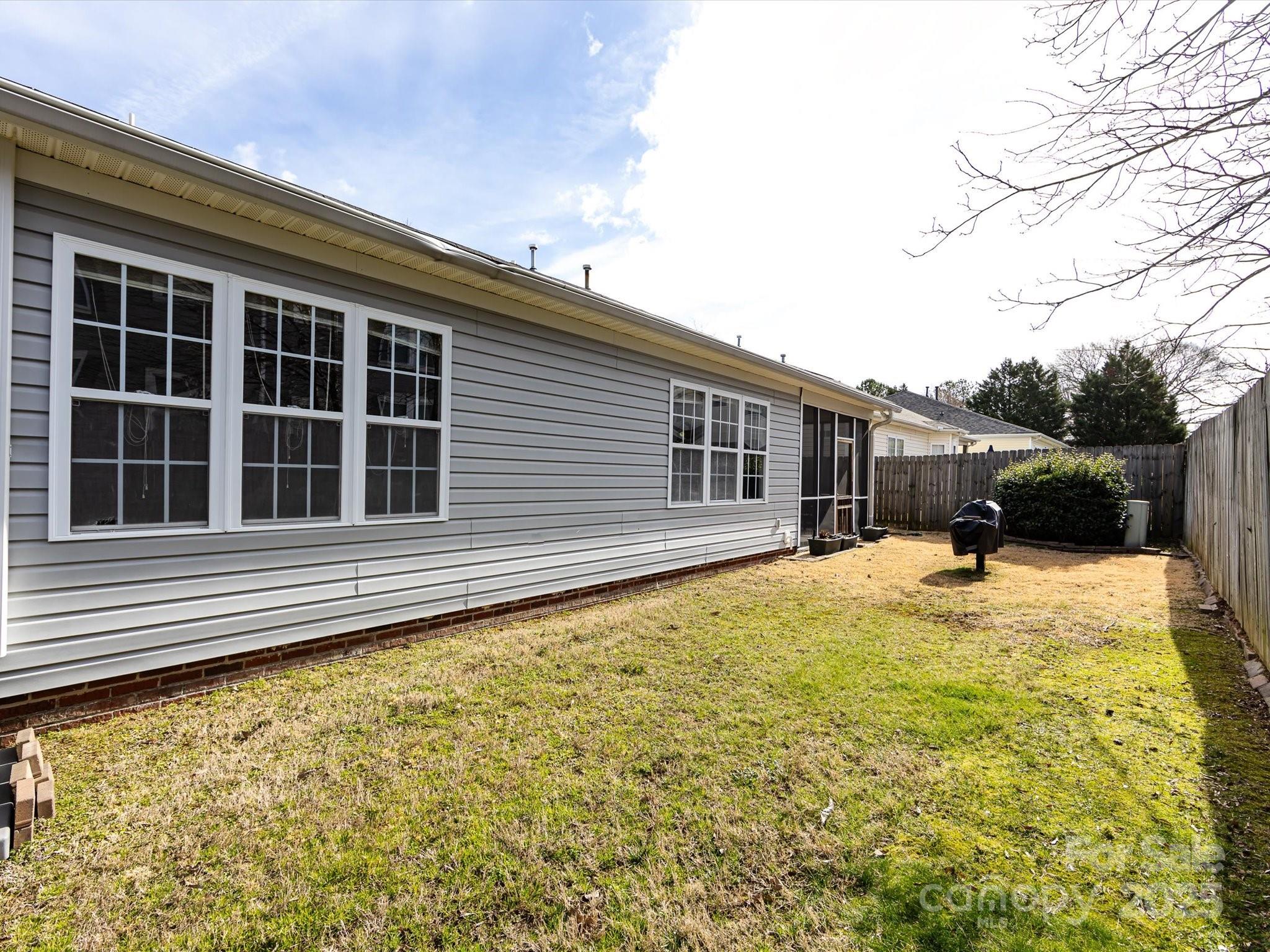 415 Ridgely Green Drive
