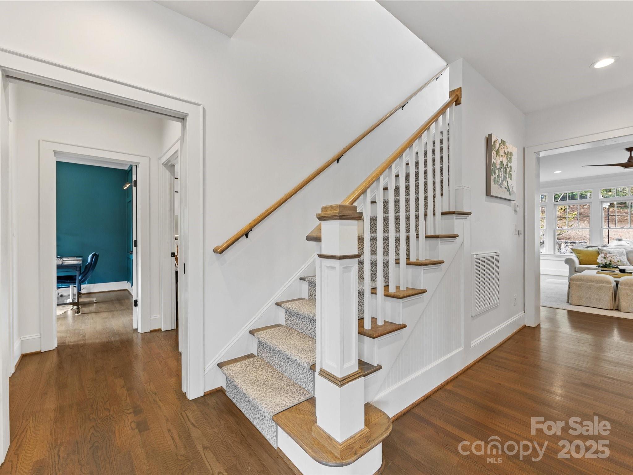 1601 Geneva Court
