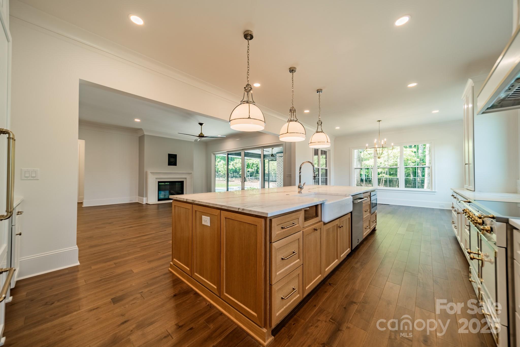 4311 Collingwood Drive