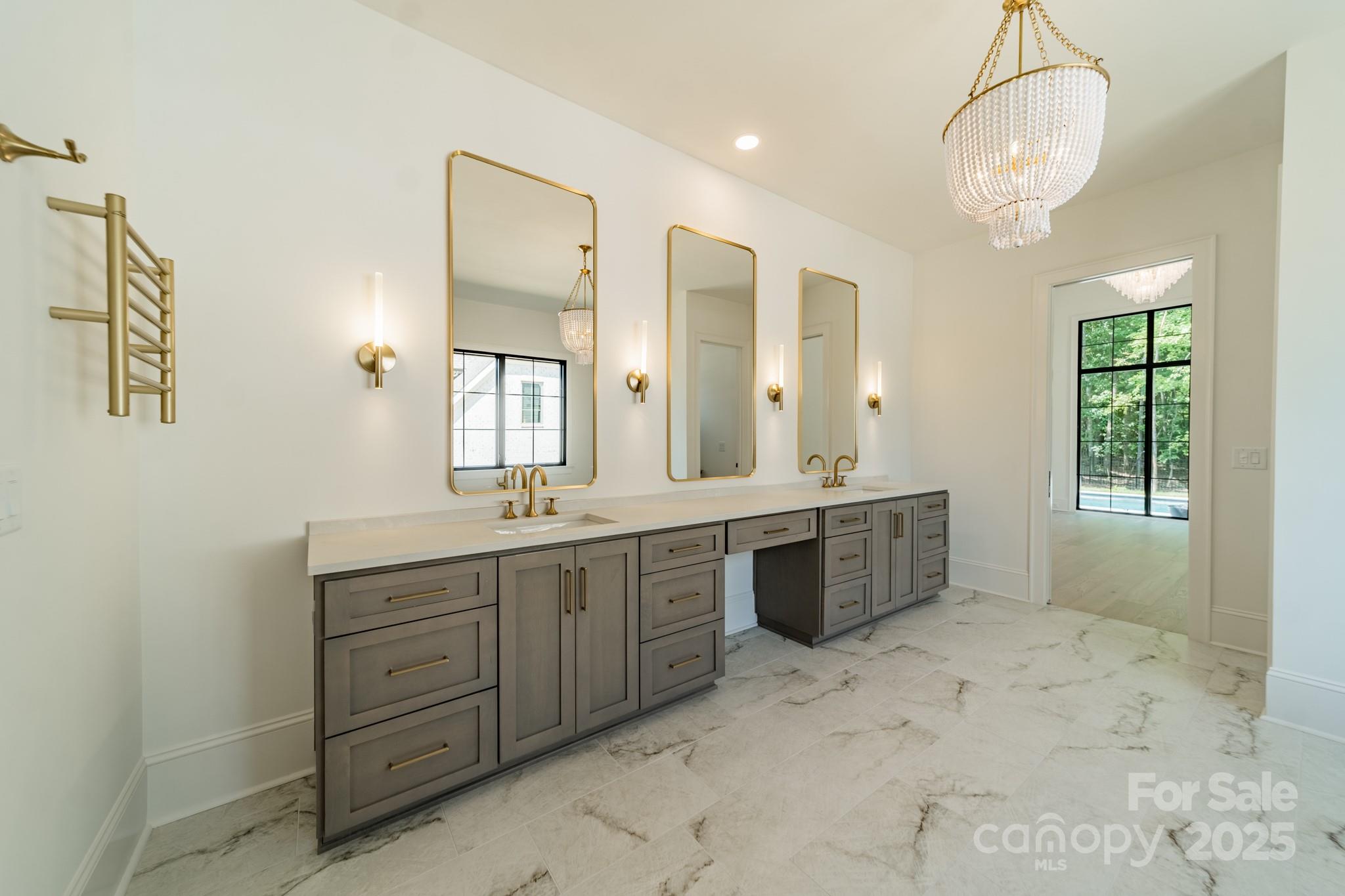 4311 Collingwood Drive